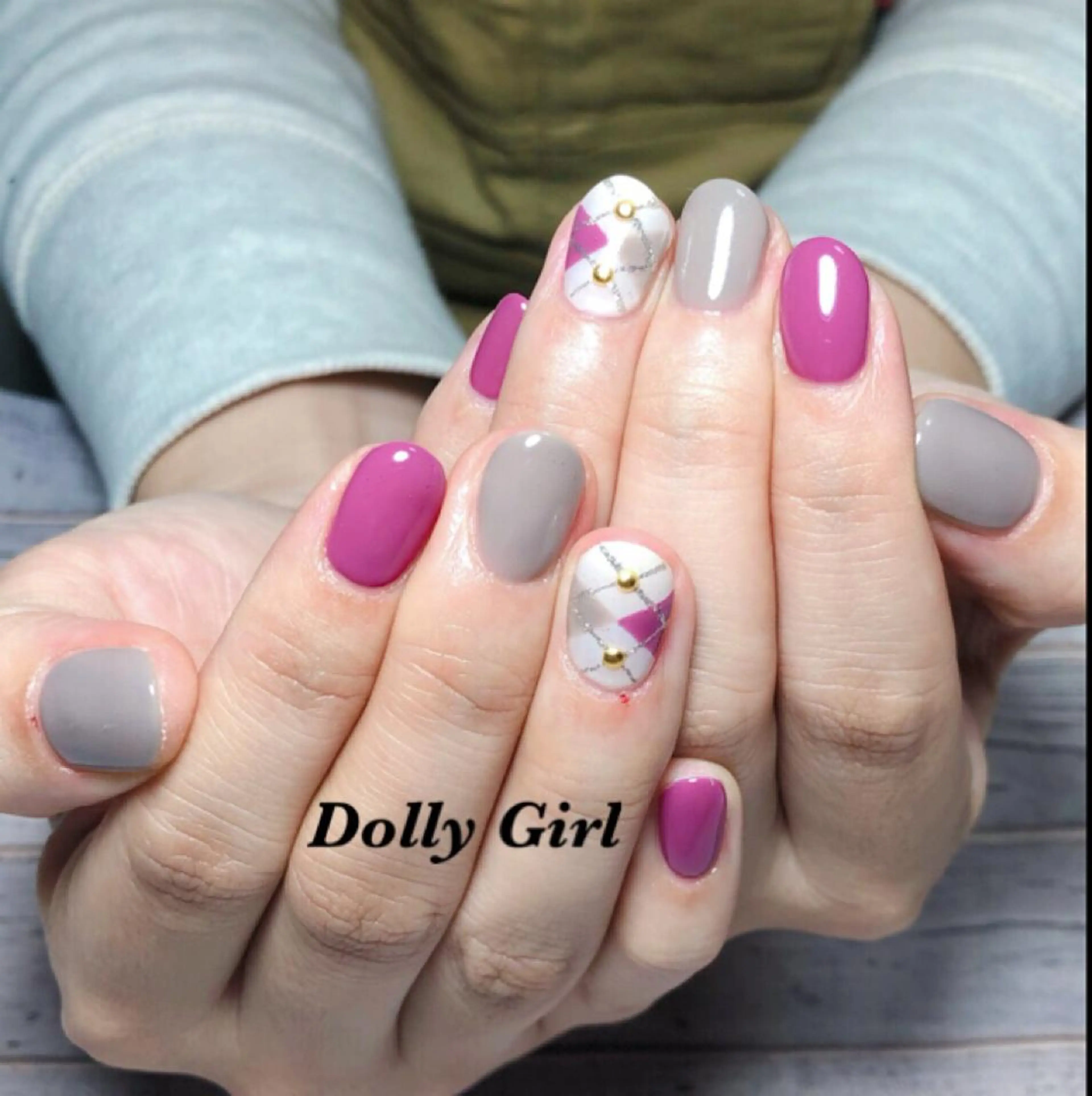 ネイル 個室ネイルサロンDolly  Girl〜ドーリーガール〜所属・DollyGirl KYOKOのネイルデザイン