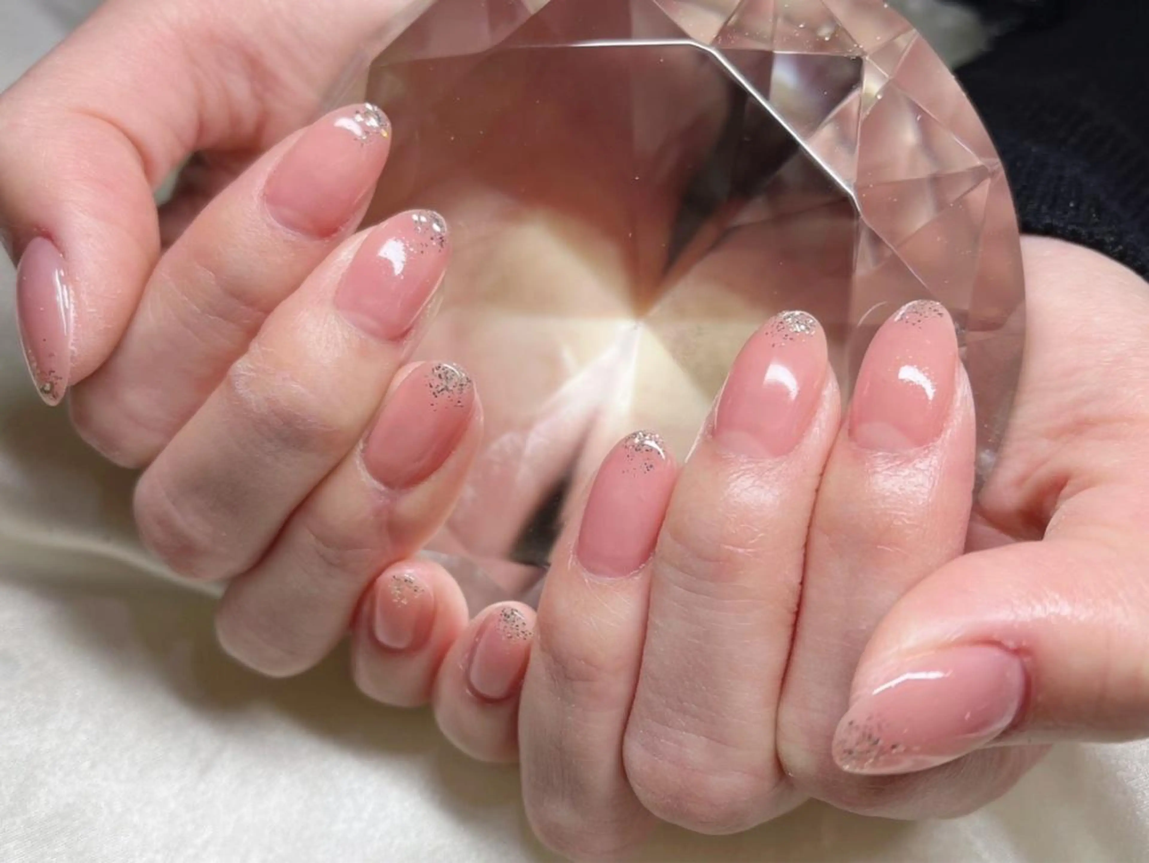 ネイル マツエク・マツパ アイブロウ 眉カラー 韓国風マツエク パリジェンヌラッシュリフト まつげパーマ ワンホンマツエク ハンドネイル Nail&eye Belire 新宿のネイルデザイン