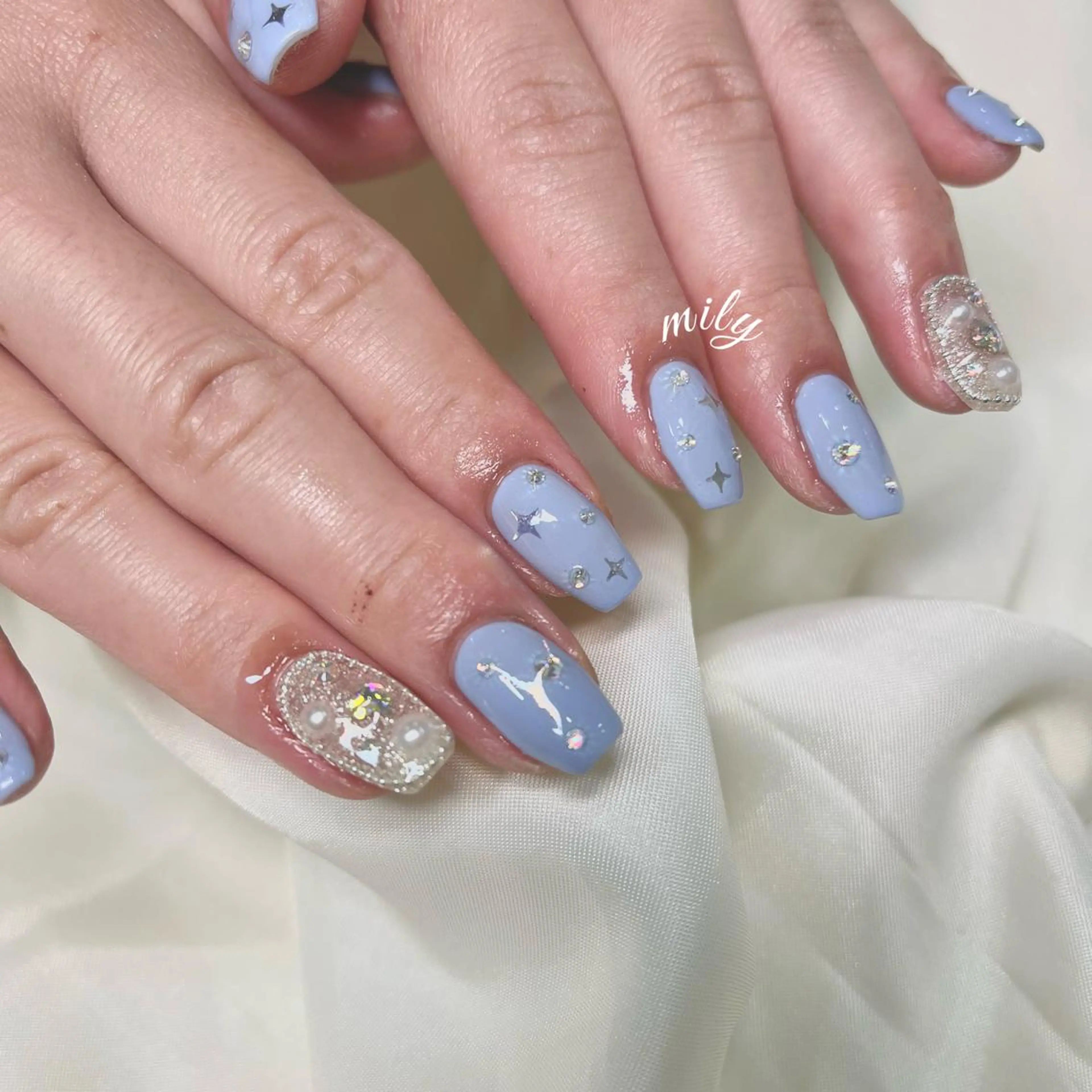 ネイル mily_harajuku所属・韓国ネイル☁️ haruna🌛のネイルデザイン