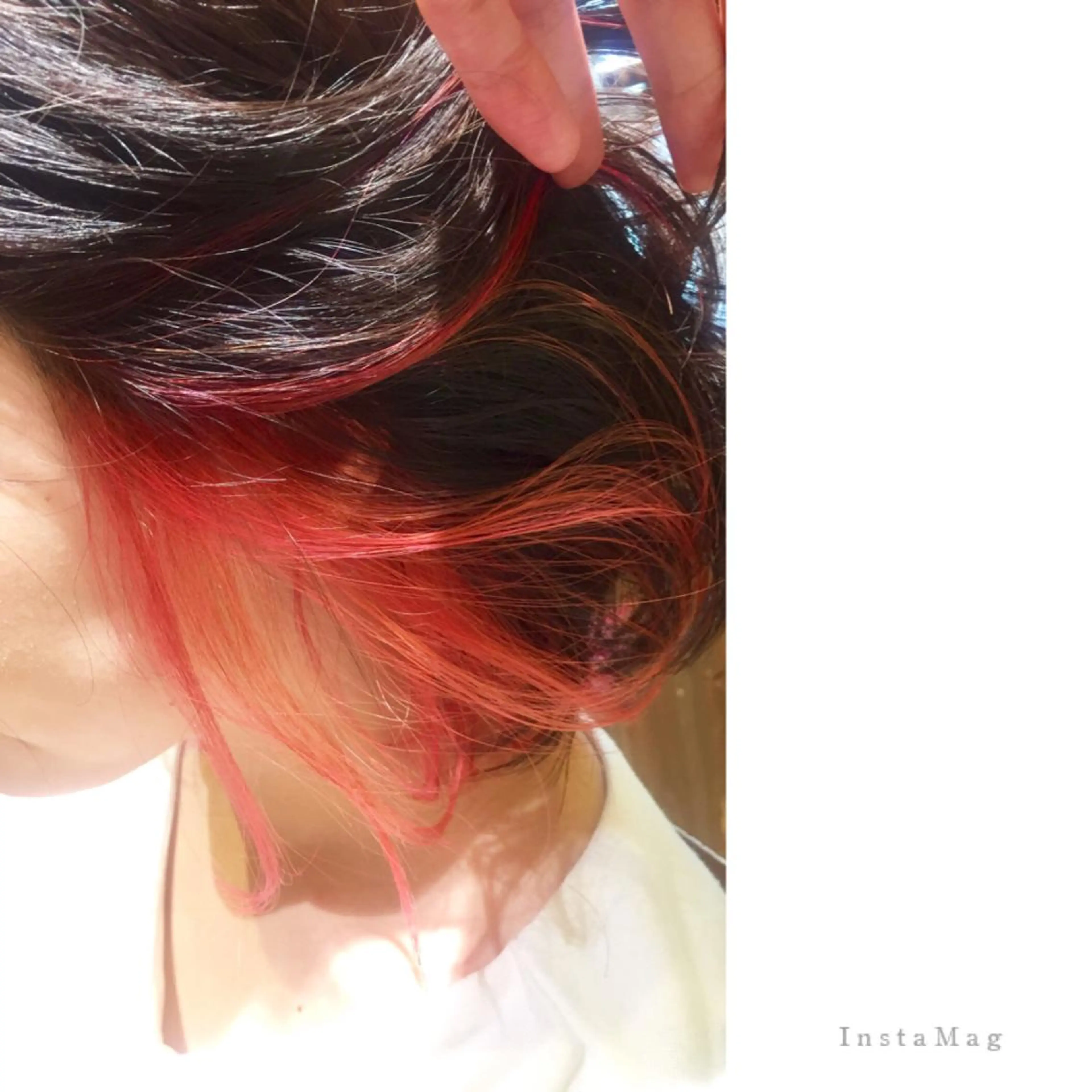 ミディアム カラー イヤリングカラー ヘアカラー トリートメント Ly   hair（リーヘア）所属・Lyhair🦊🎀 AKIのヘアスタイル