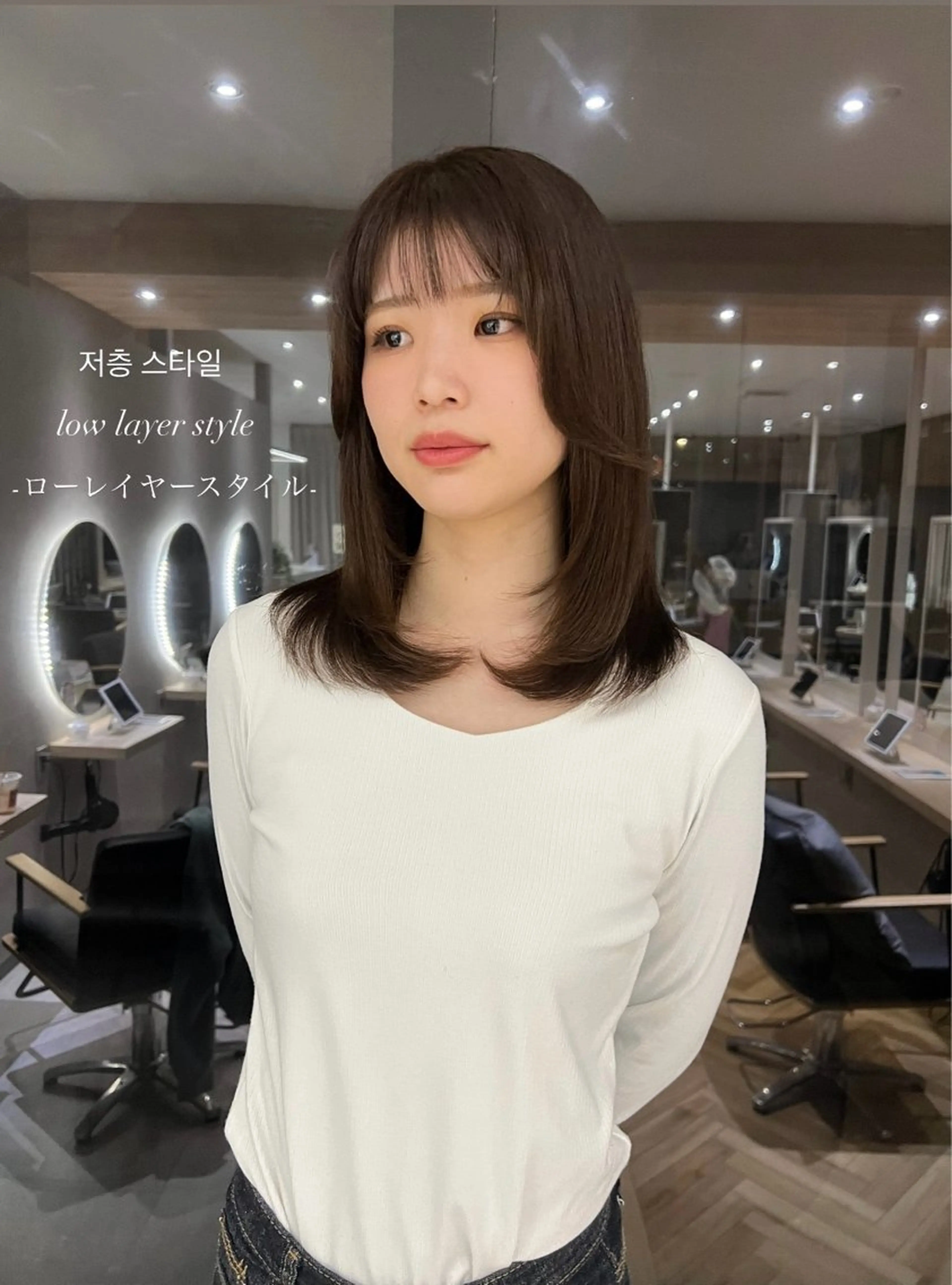 ミディアム カラー ミストバング ベージュカラー ブリーチ  フェイスフレーミング グレージュ カット ヘアカラー トリートメント 韓国🇰🇷レイヤー 映える顔周り🩷のヘアスタイル