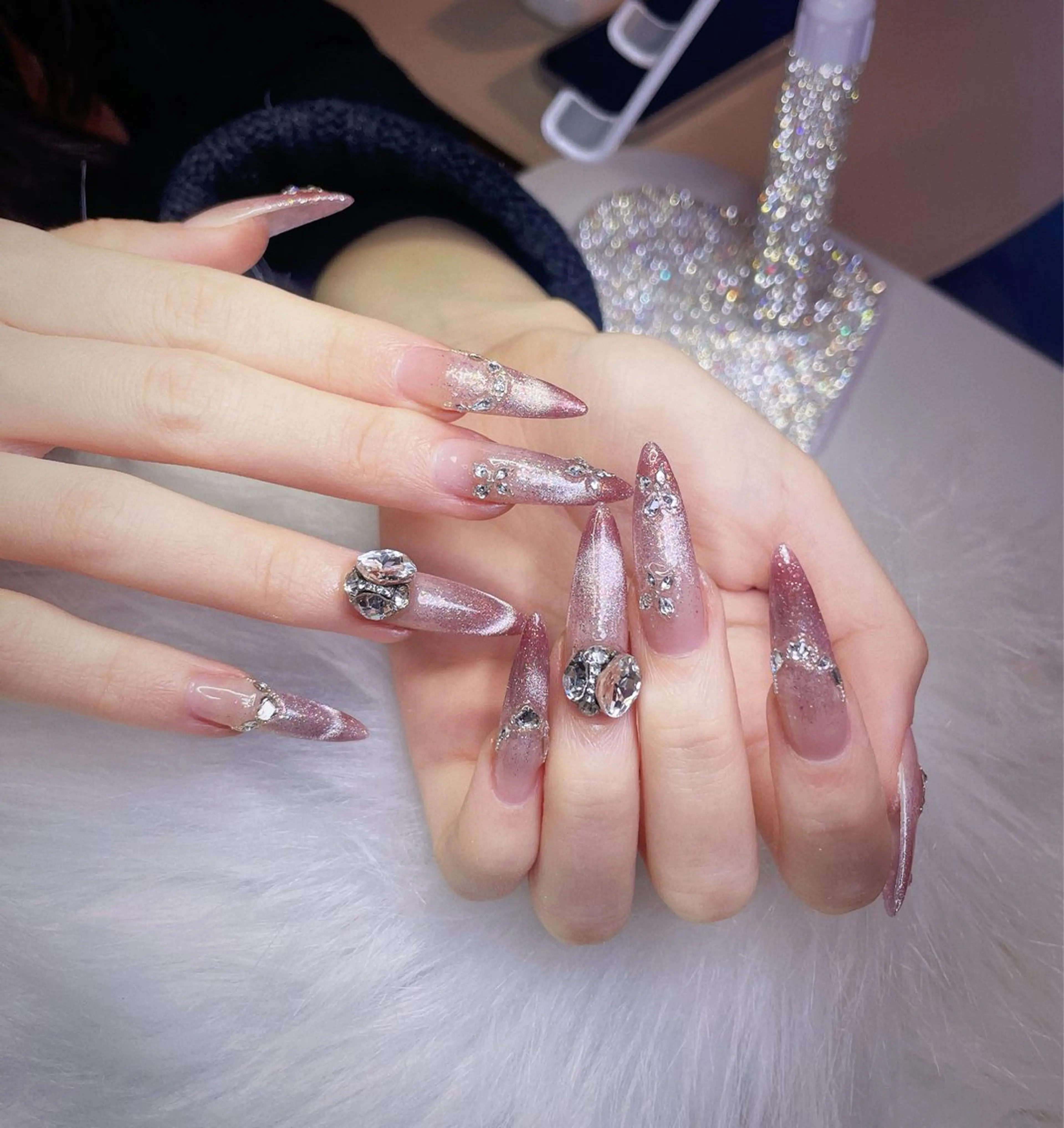 シンプルデザイン+チップ長さだし+パ一ツ選び放題の写真