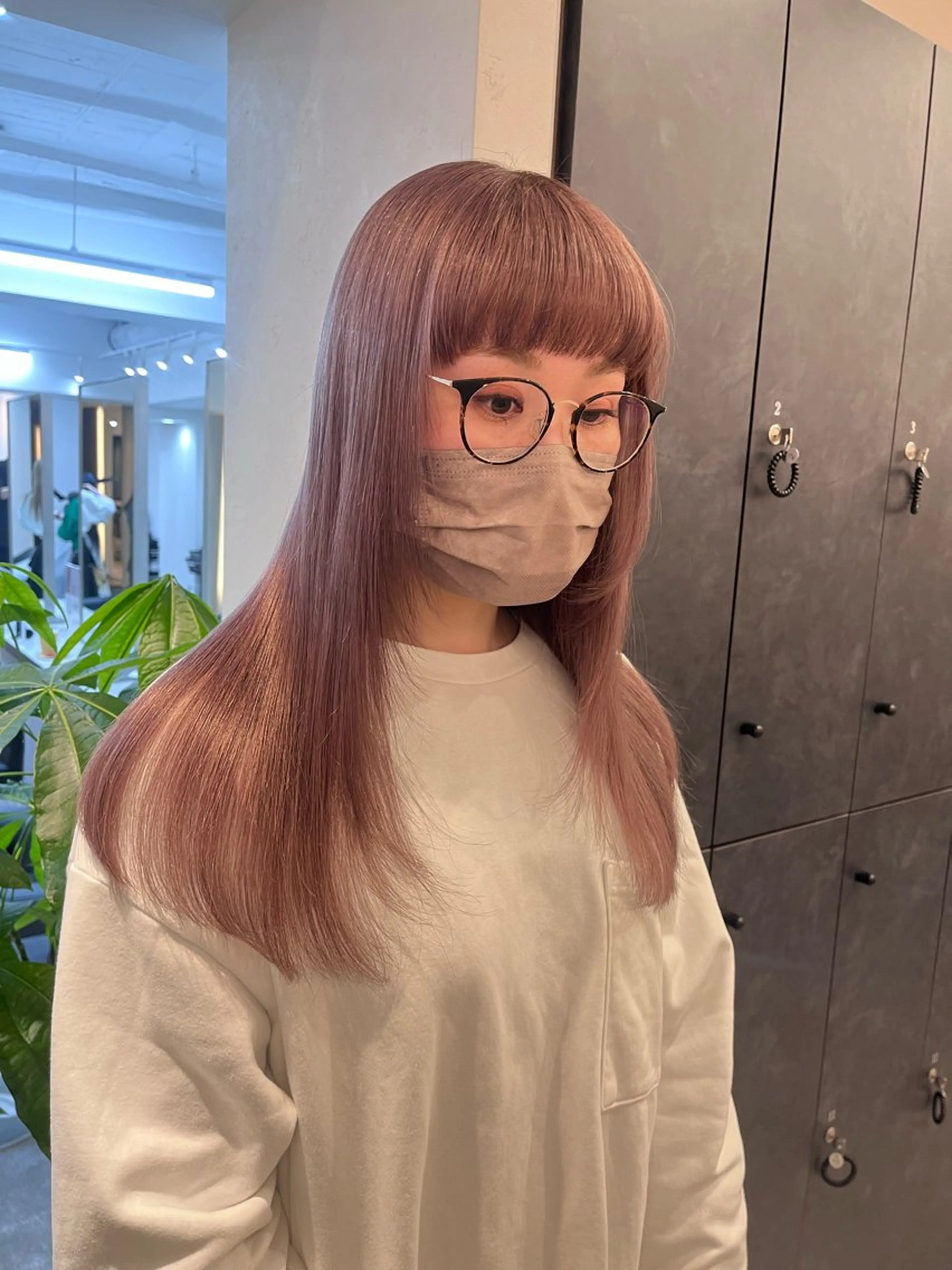 ロング Ｖｉｏｔ  銀座 樋口 桃佳のヘアスタイル