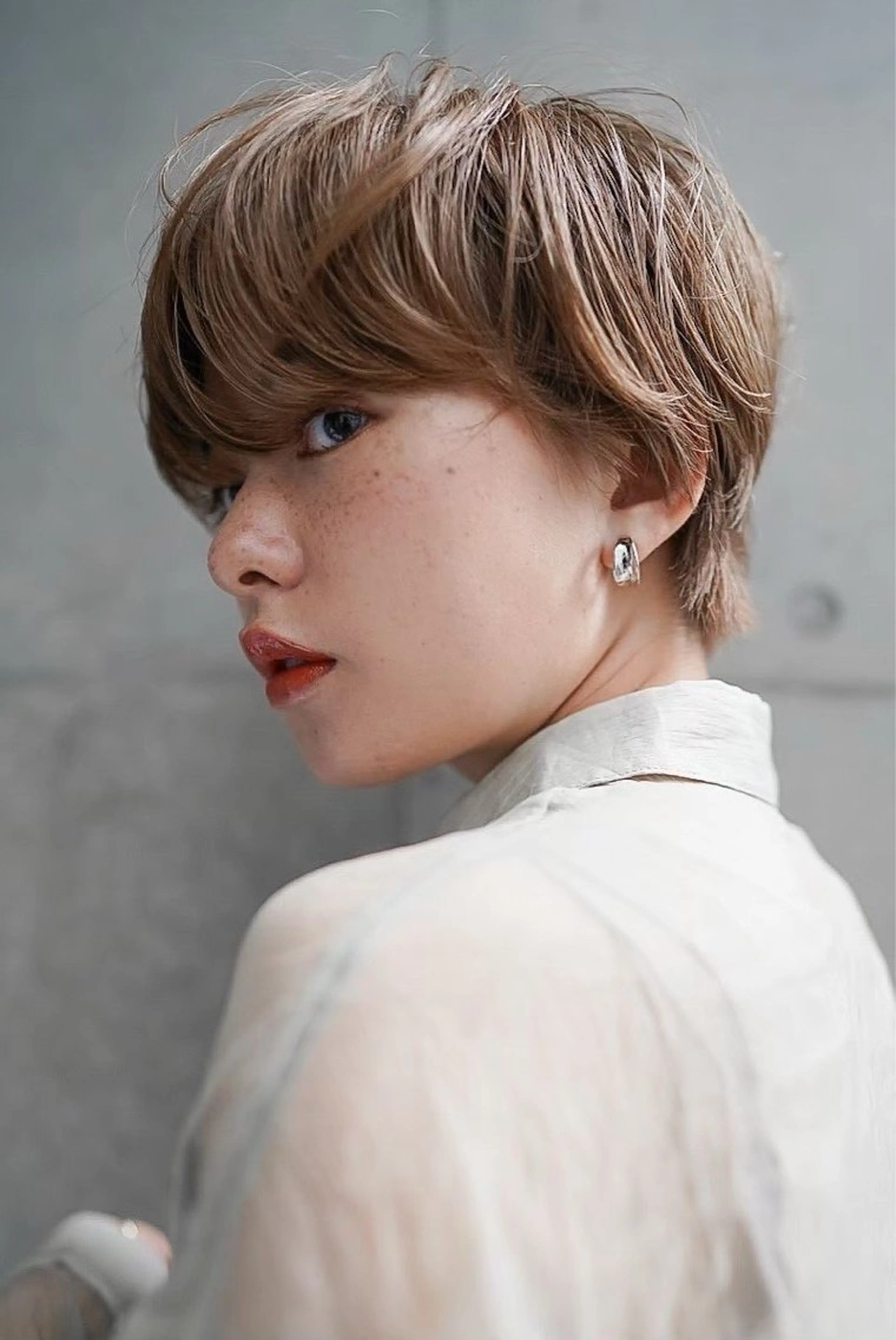 ショート カラー MISAKI🪐 縮毛矯正のヘアスタイル