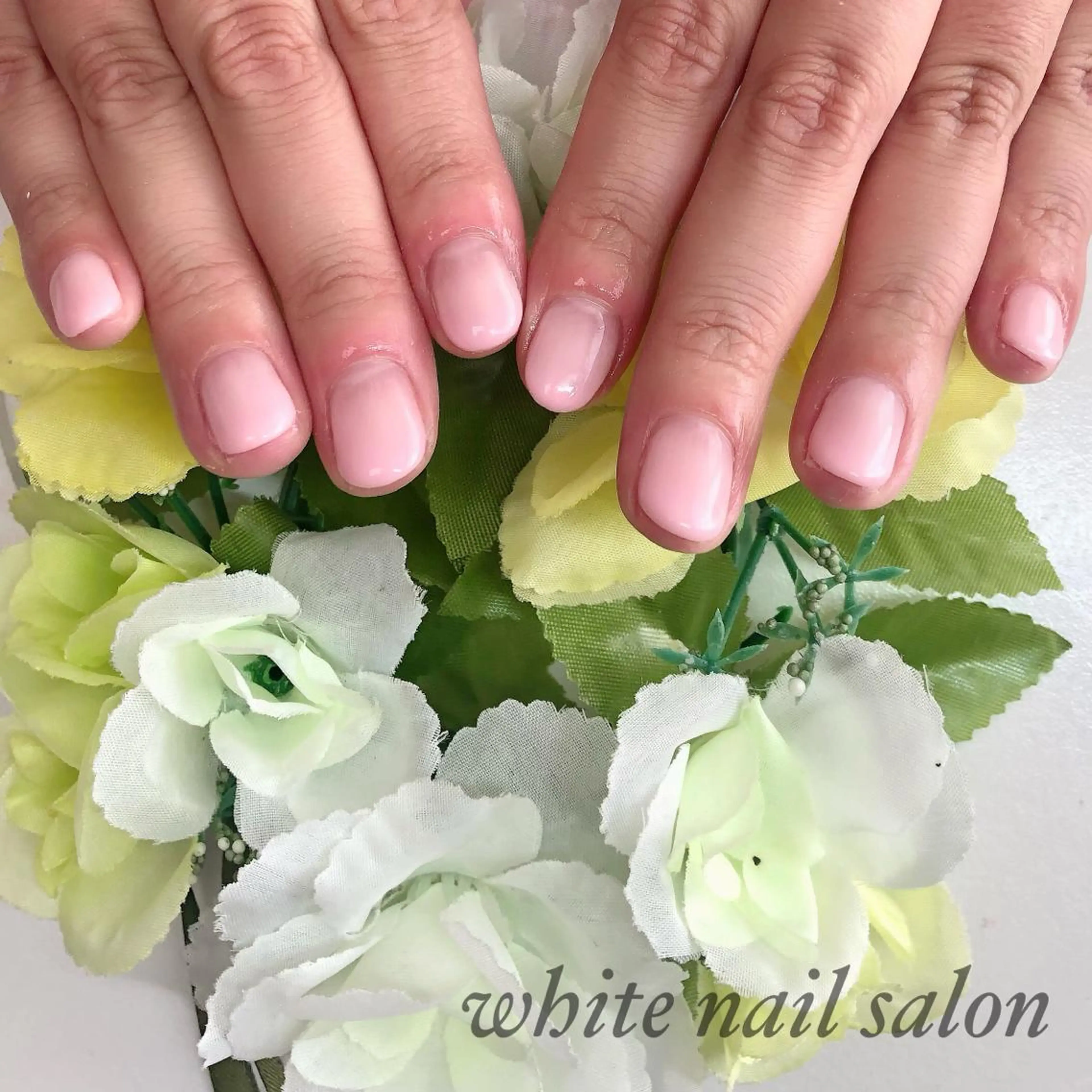 ネイル アートネイル フレンチネイル ジェルネイル ハードジェル 持ち込み ハンドネイル white nail salonのネイルデザイン