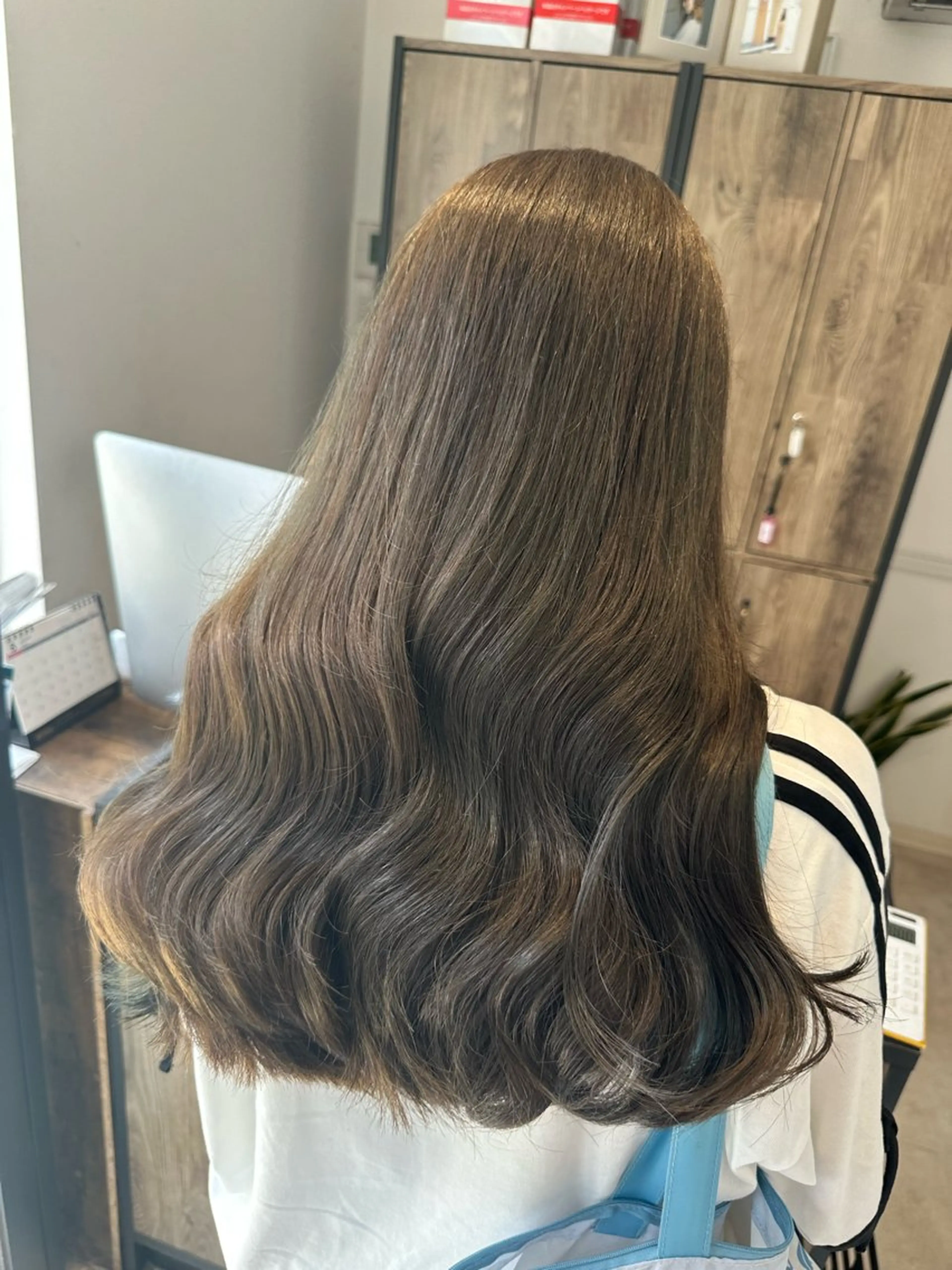 ロング 🍒しの🍒 透明感カラー/カットのヘアスタイル