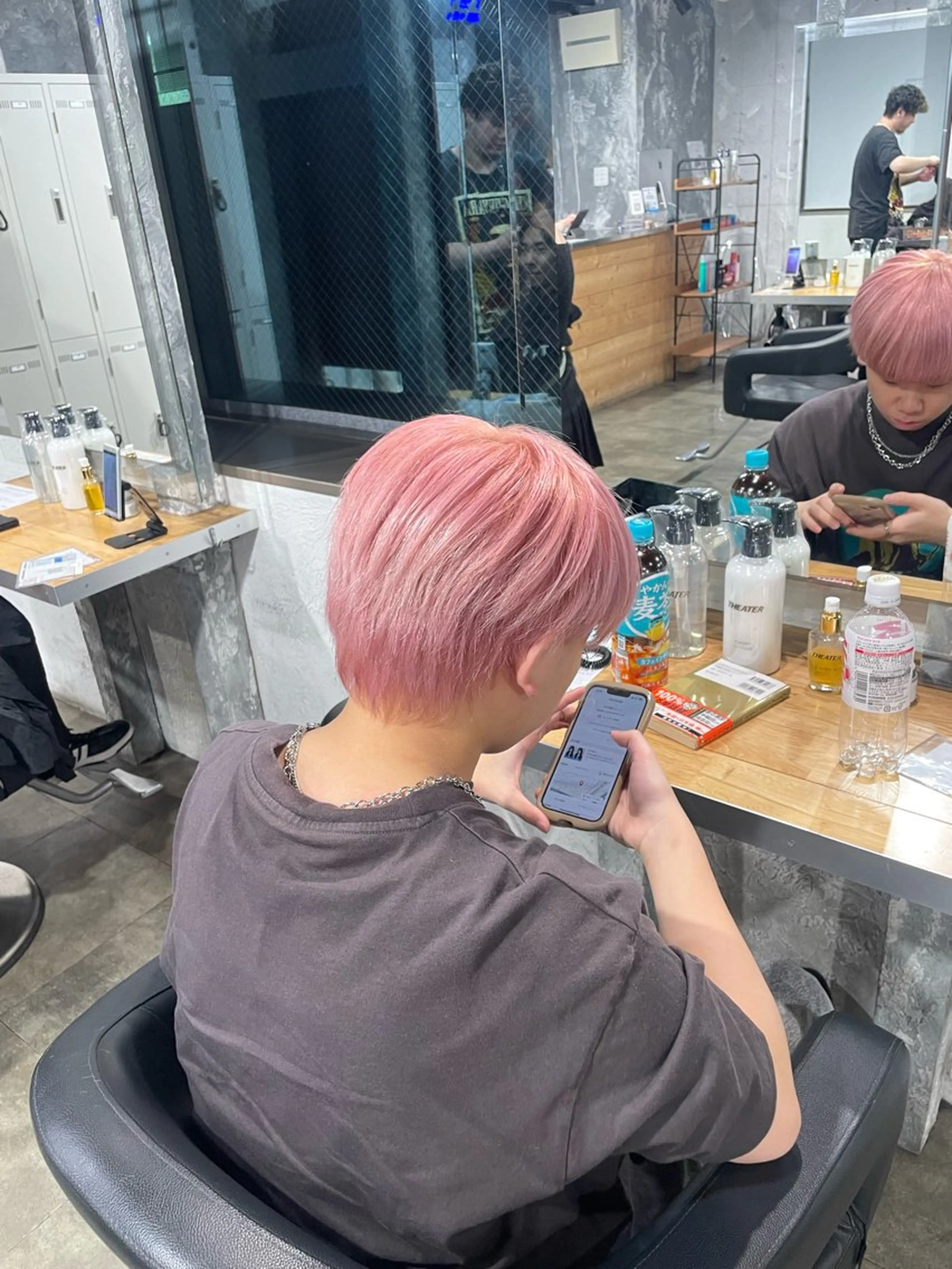 ショート カラー メンズ カット ヘアカラー ハイトーン 横浜💞ミオのヘアスタイル