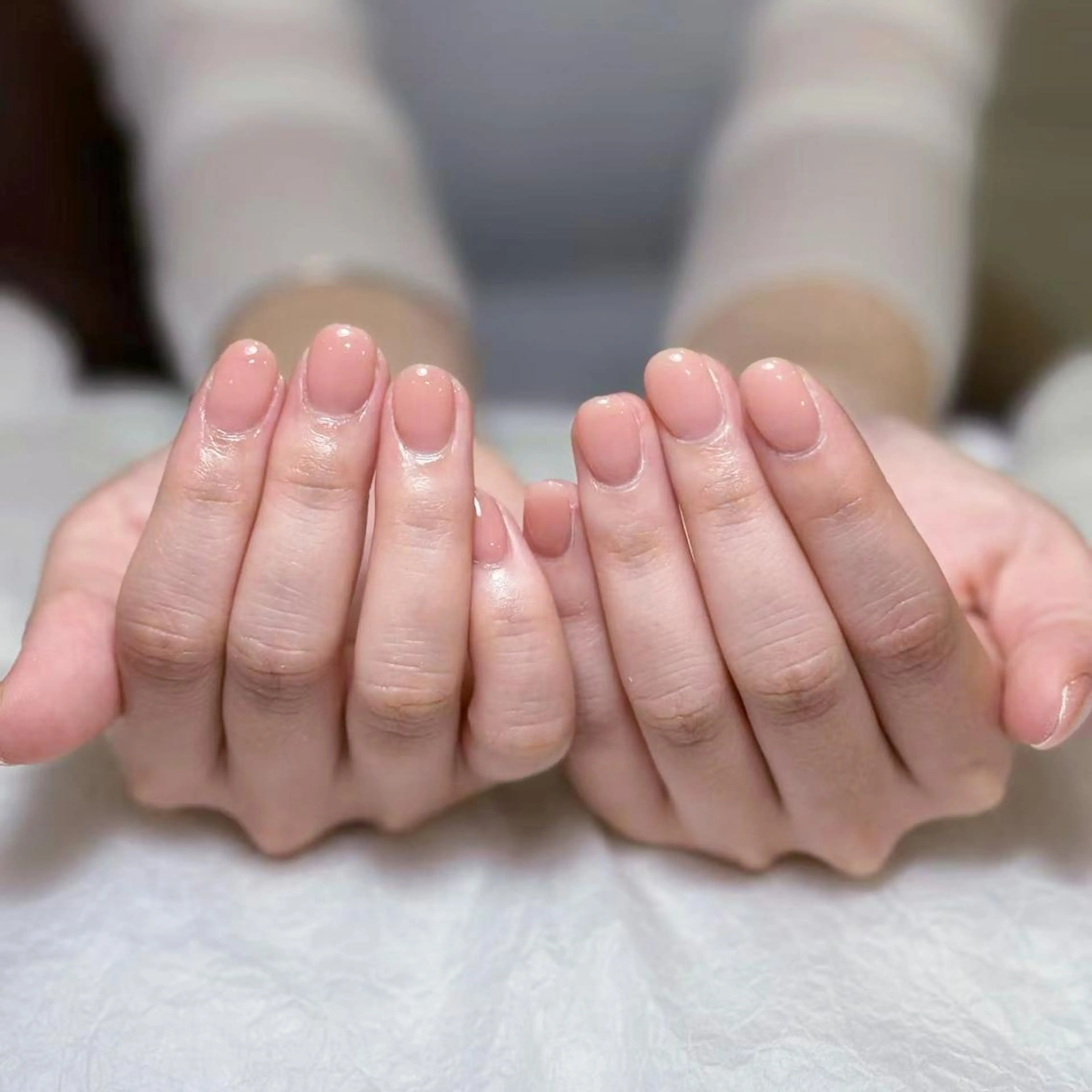 ネイル アートネイル オーロラネイル ガーリー キラキラネイル 韓国ネイル ハンドネイル yu ri 🌹のネイルデザイン