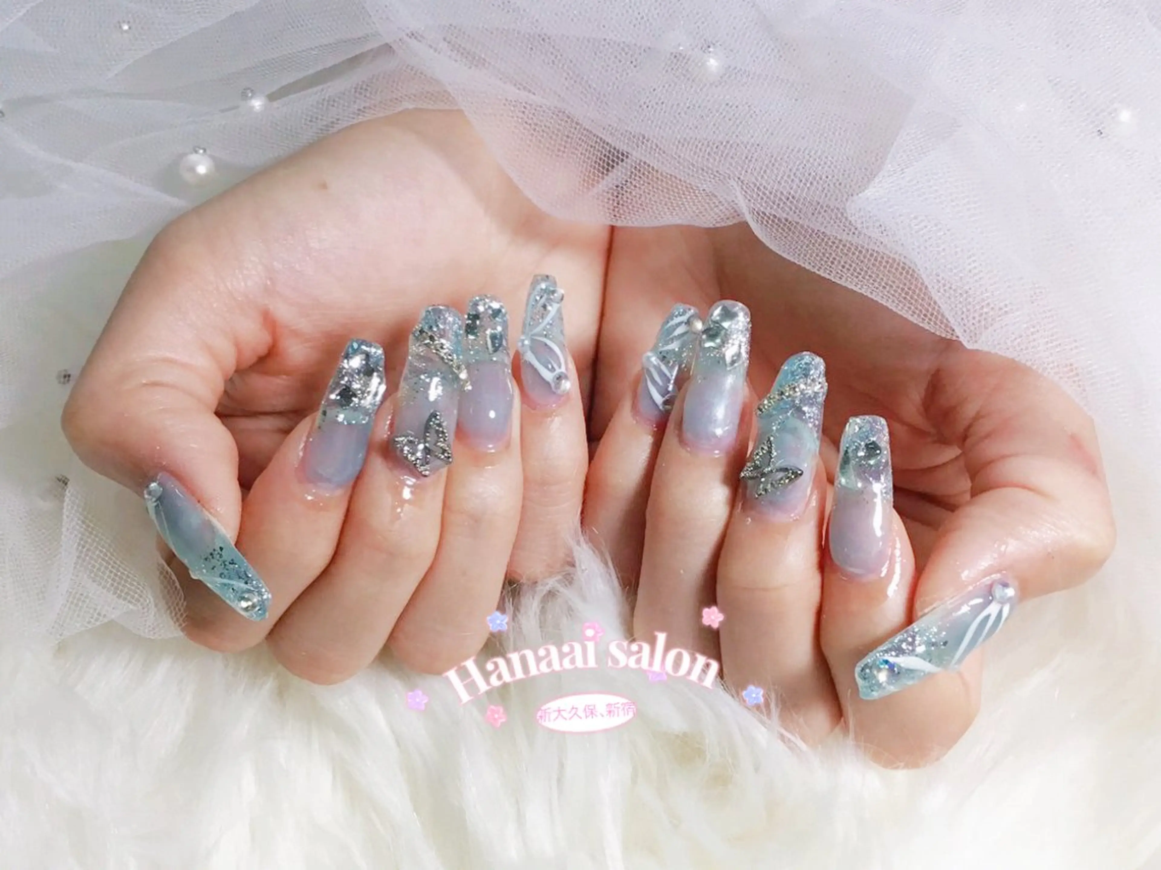 セミロング ハンドネイル Hanaai Salon新宿店のネイルデザイン