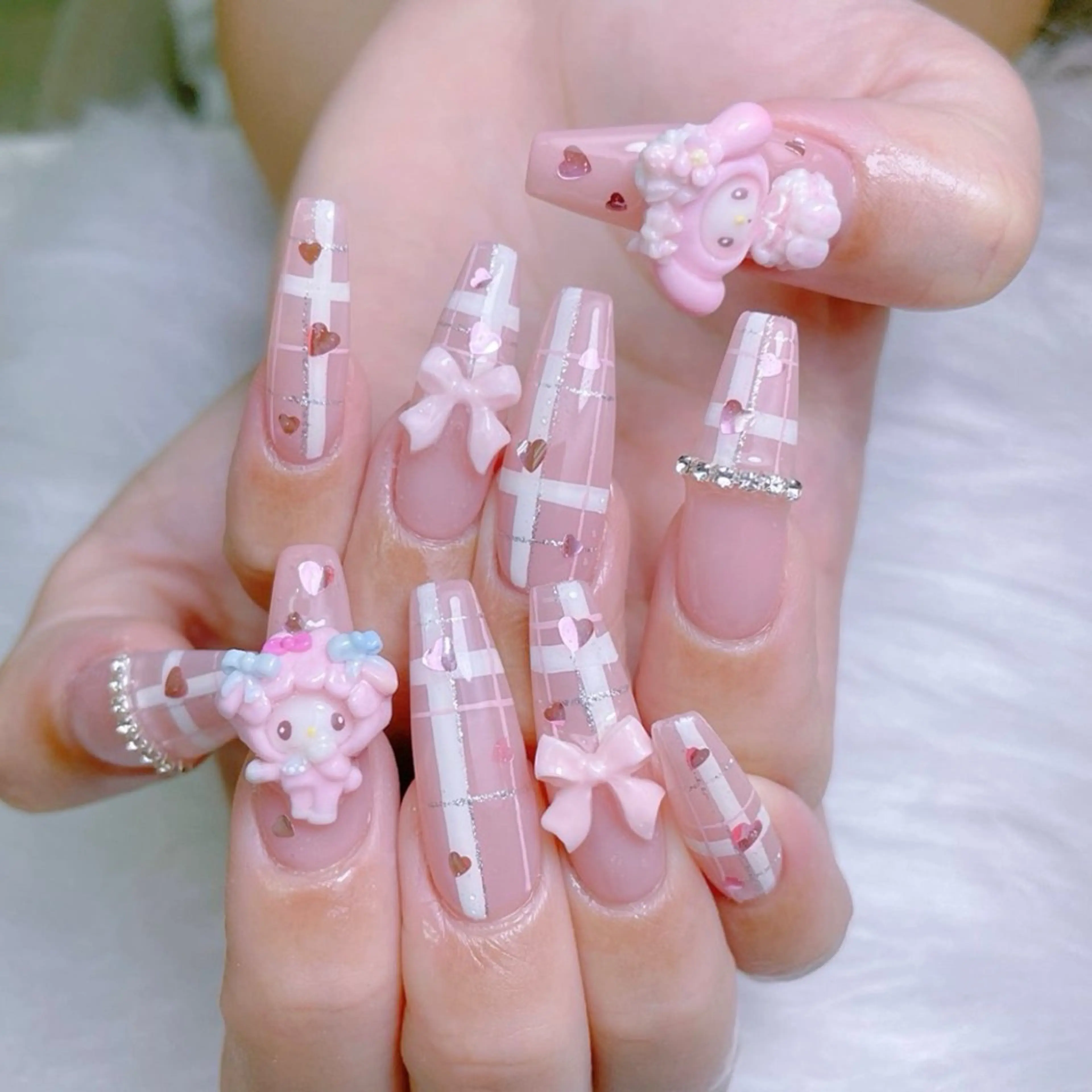 ネイル アートネイル チークネイル 長さ出し フラワーネイル ジェルネイル YK Beauty Salonのマツエク・マツパデザイン