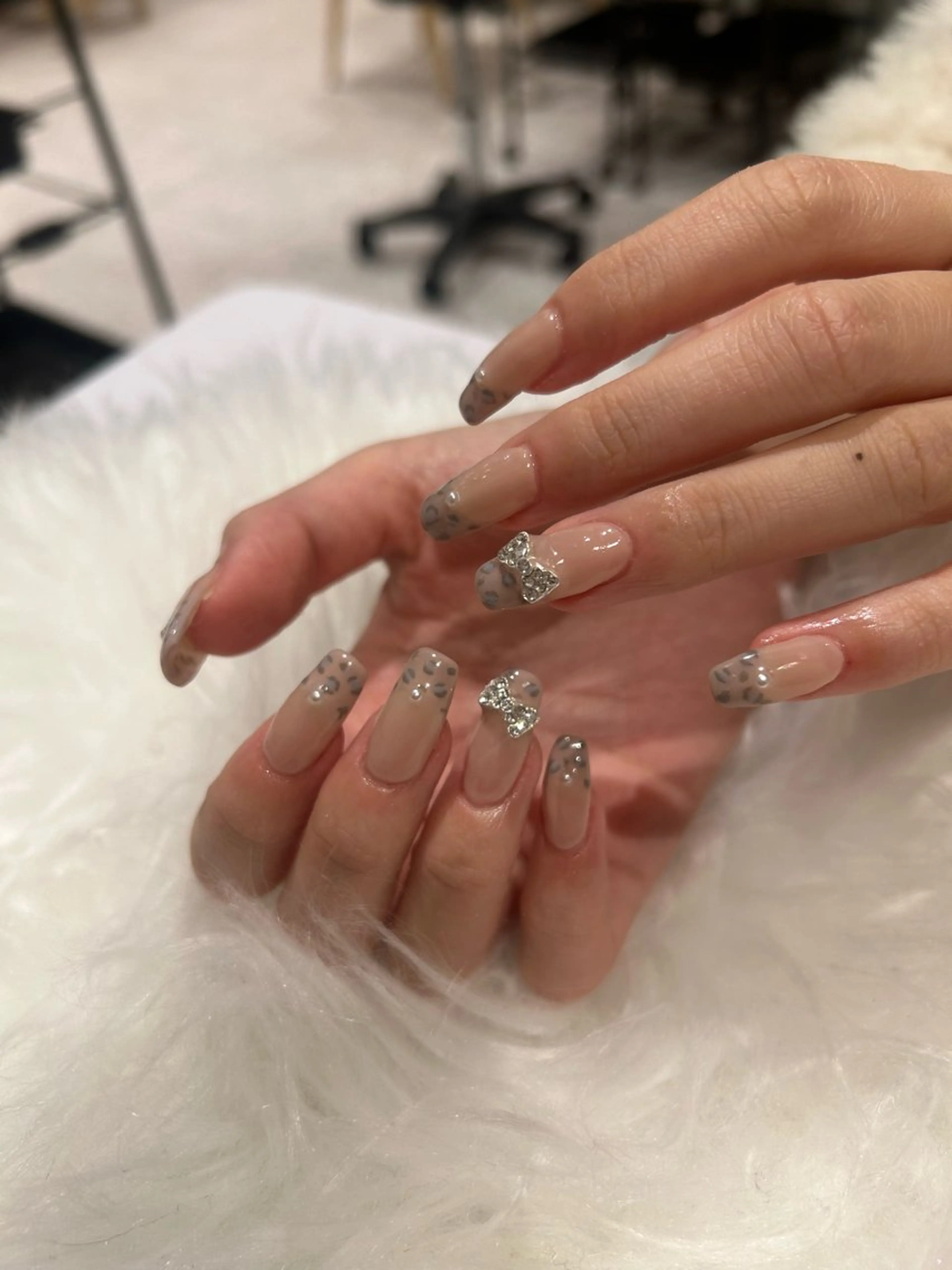 ネイル ハンドネイル ♡ハイトーン★ ネイル/しの♡のヘアスタイル