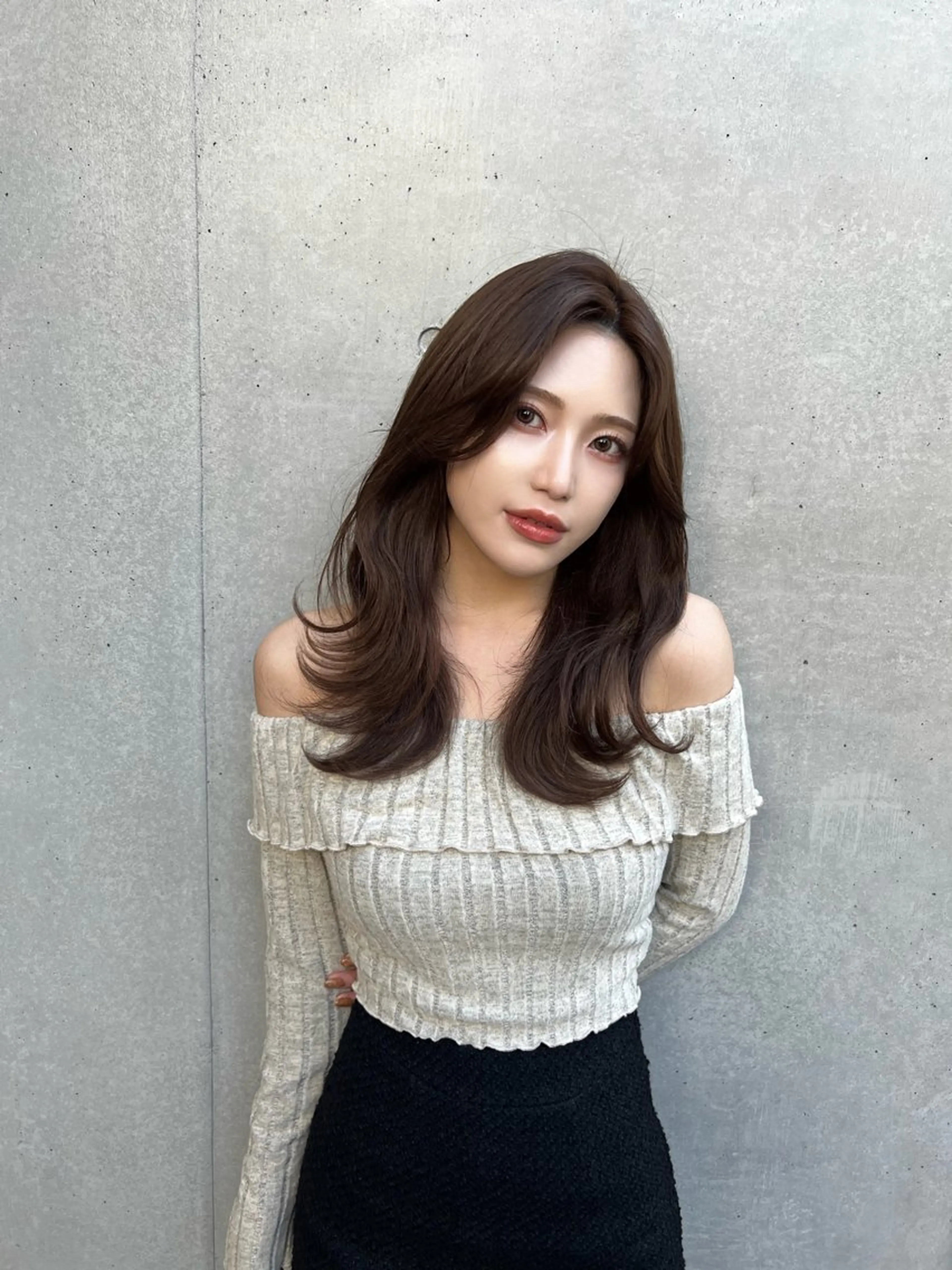 セミロング カラー イルミナカラー くびれヘア 顔周りカット ハイレイヤー かきあげバング 韓国ヘア♡ 顔まわりカットayaのヘアスタイル