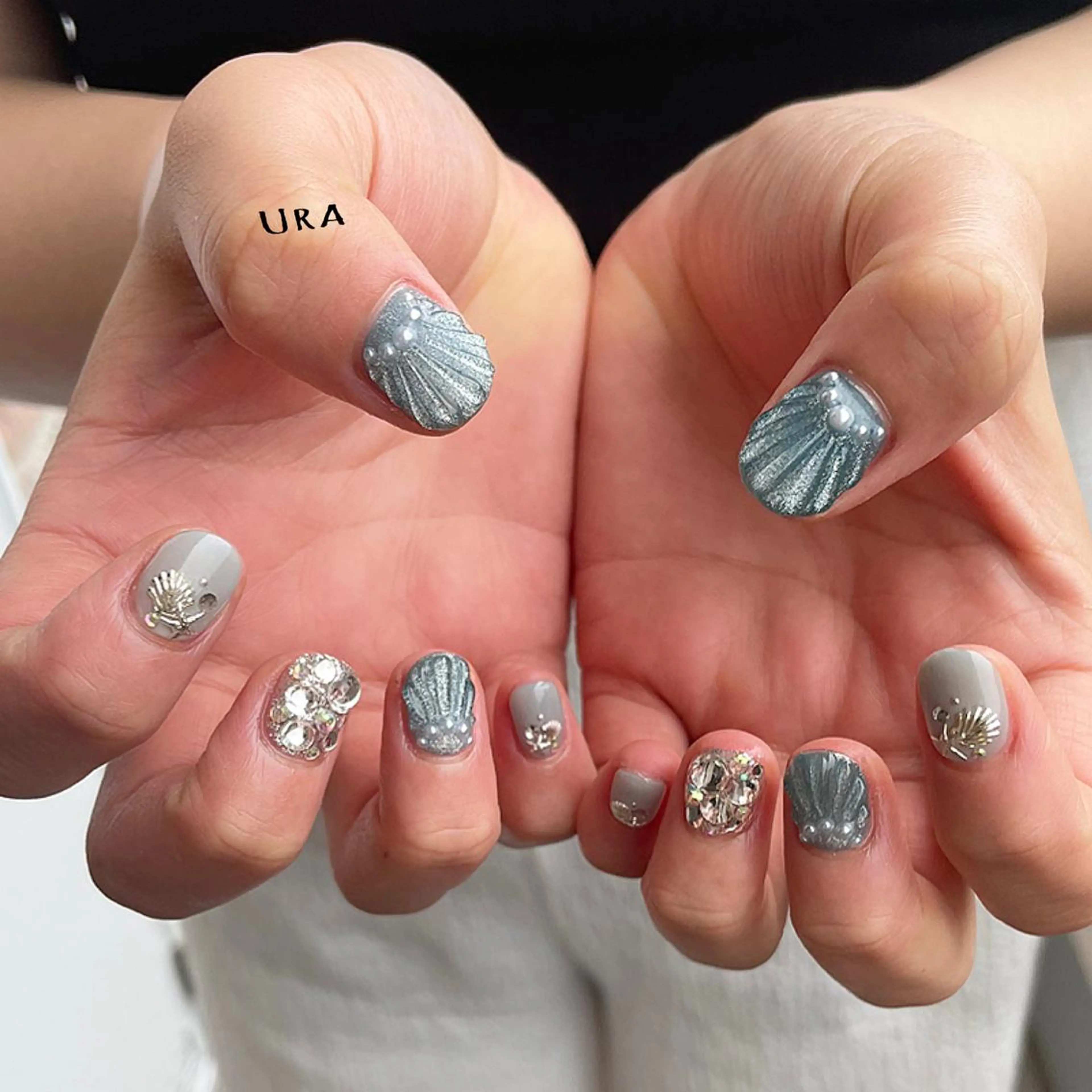 ネイル UrakoNail 《nail》のネイルデザイン