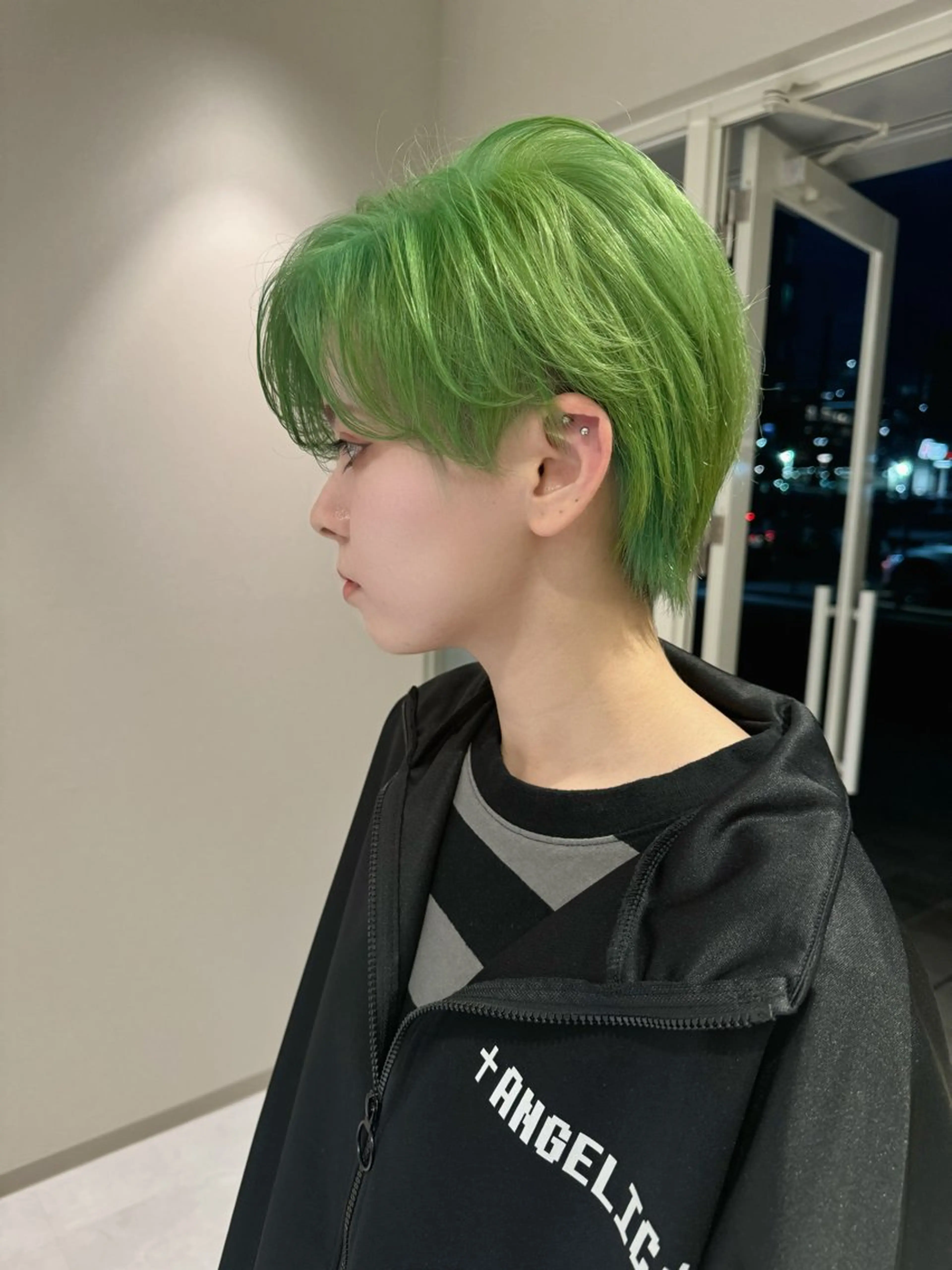 🔴🔵 何度でも利用可【高発色】似合わせカット+ダブルカラー(オンカラー込み、インナーカラー・ハイライトも対応)の写真