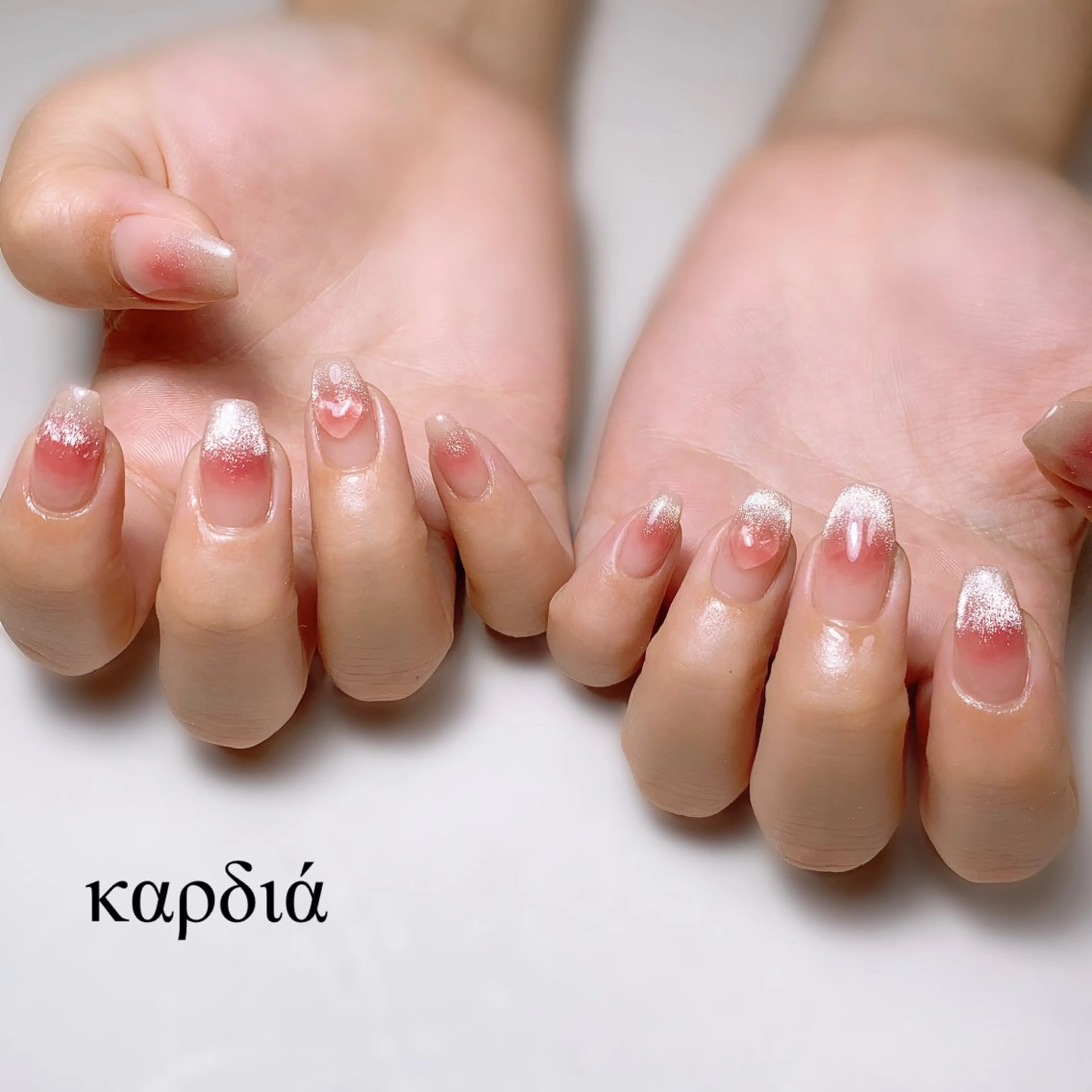 ネイル ハンドネイル καρδιά -ｶﾙﾃﾞｨｱ-のネイルデザイン