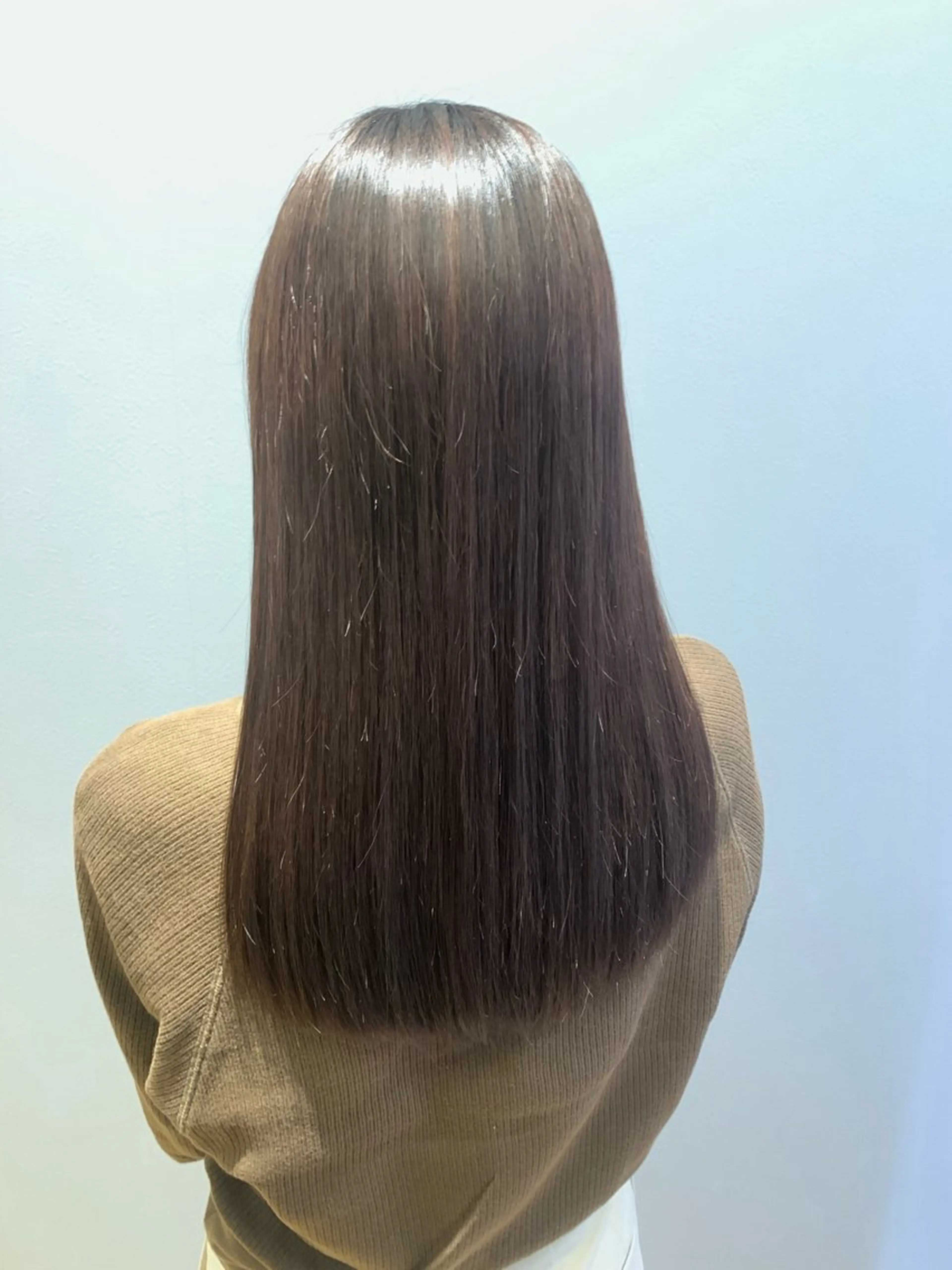 ロング 田中 優菜のヘアスタイル