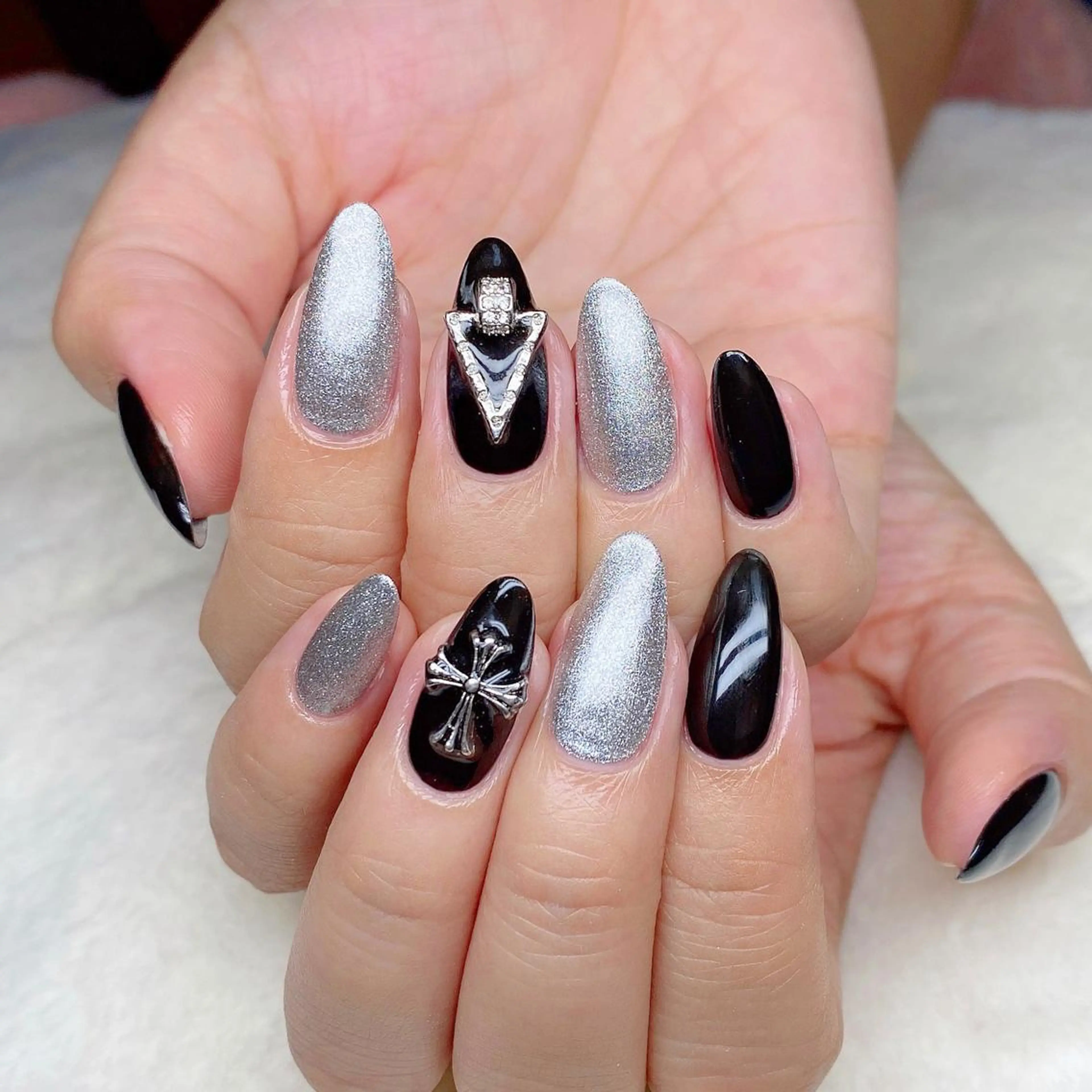 ネイル ハンドネイル ハンドケア ナユキNA.YUKI 池袋店のネイルデザイン