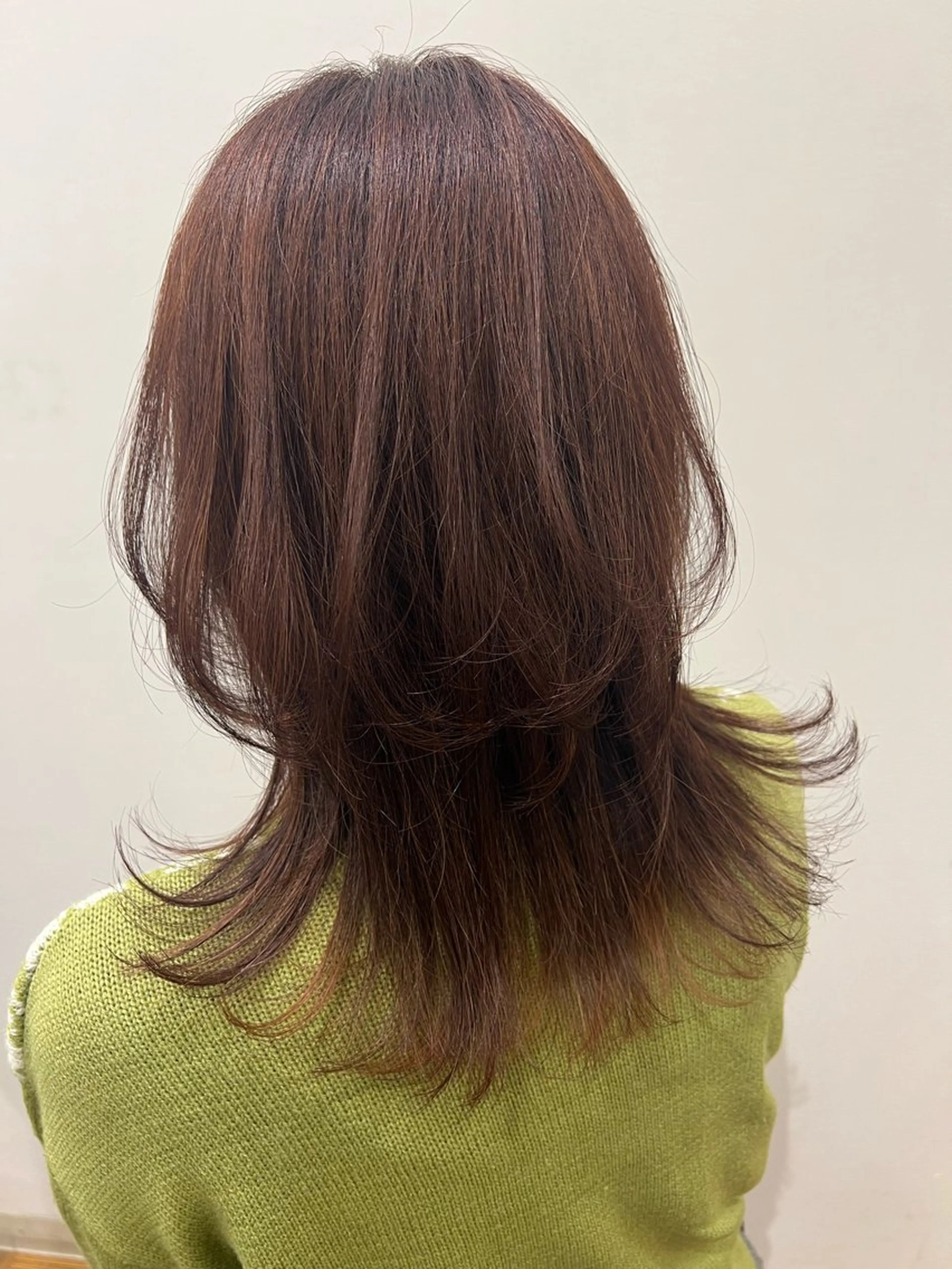 ミディアム たかはし あかりのヘアスタイル