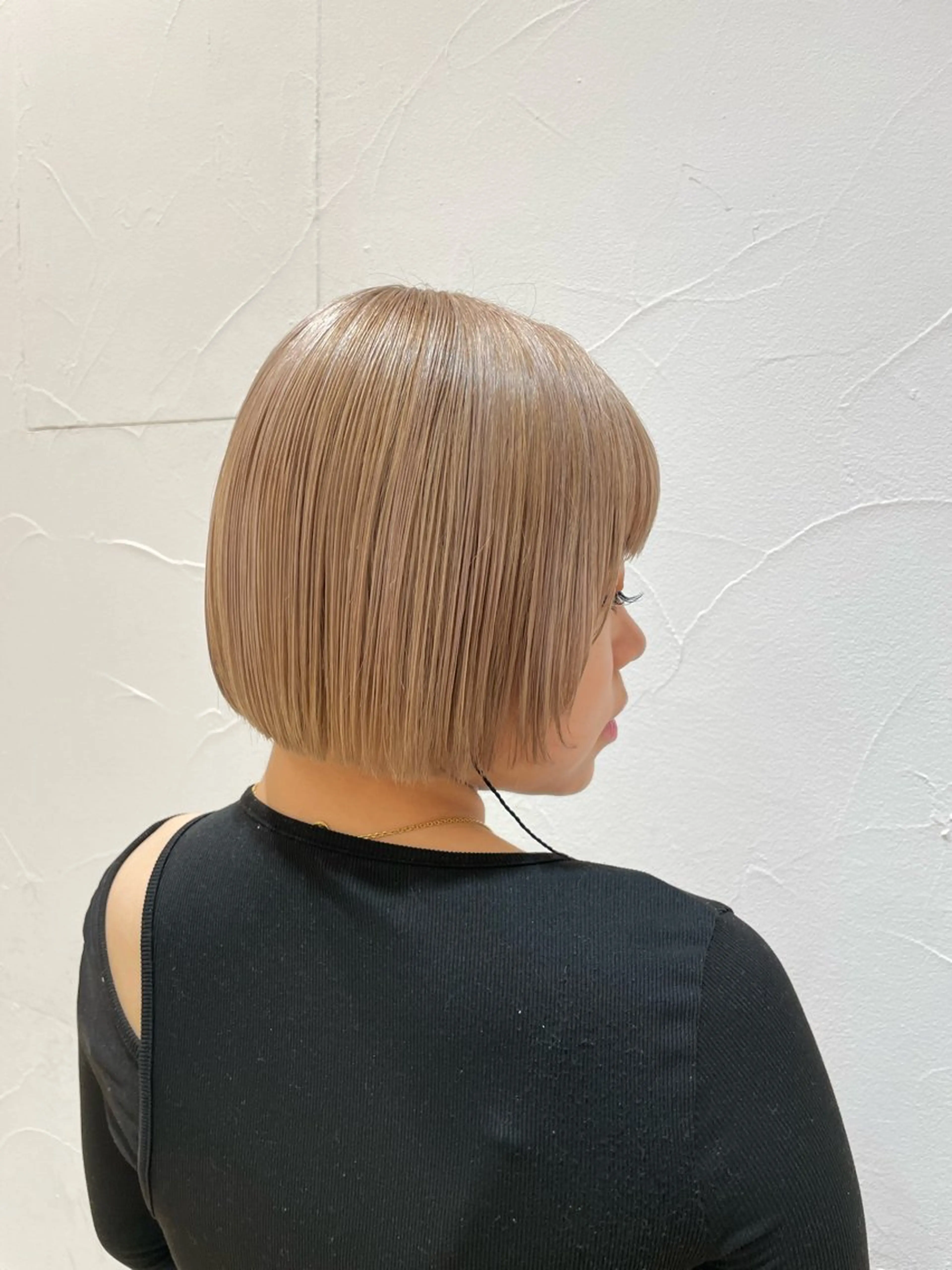 ショート カラー ブリーチ ✩𝐴𝑠ℎ 中目黒 浦野 遥‎✩*｡のヘアスタイル