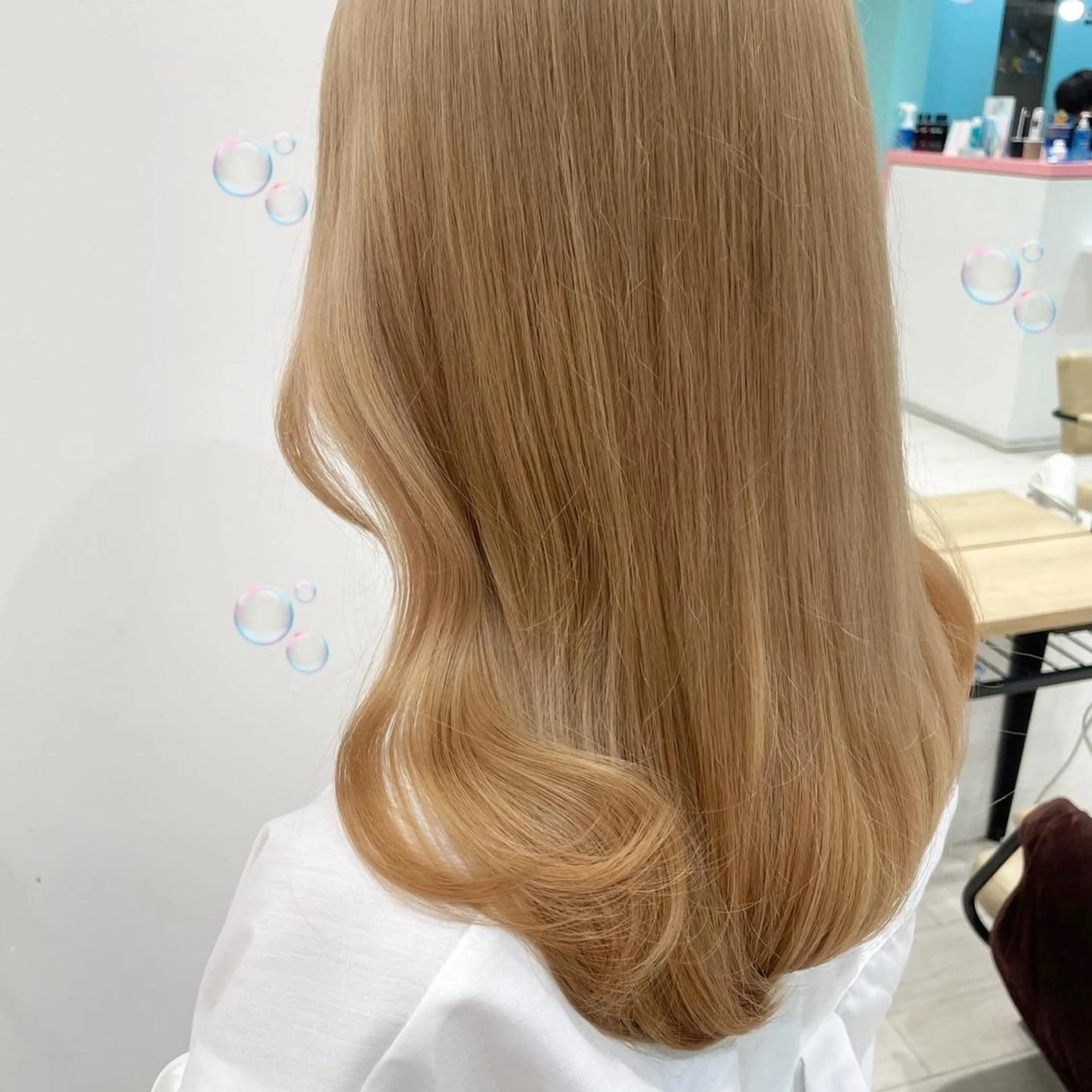 セミロング カラー ブロンド ハイトーンカラー EMANON新宿東口所属・新宿駅近♡個室 ♡関口三都季🌜のヘアスタイル