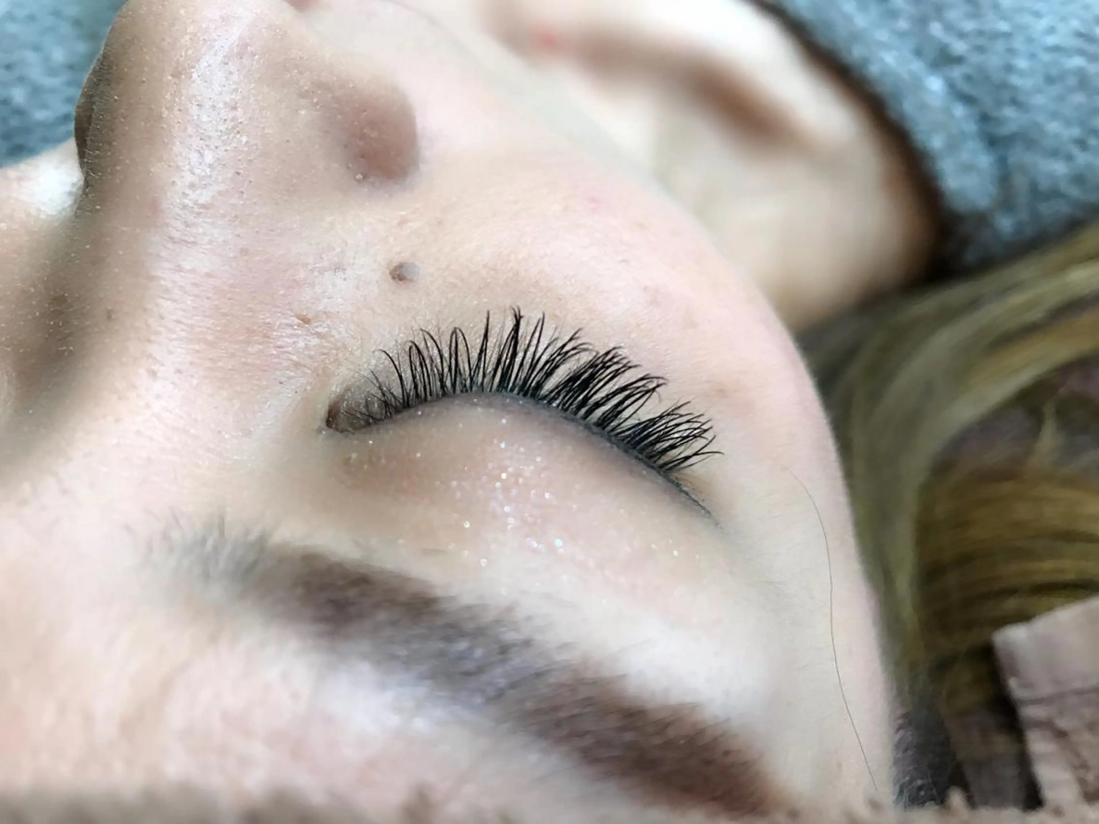 マツエク・マツパ 保子 祐里香のヘアスタイル