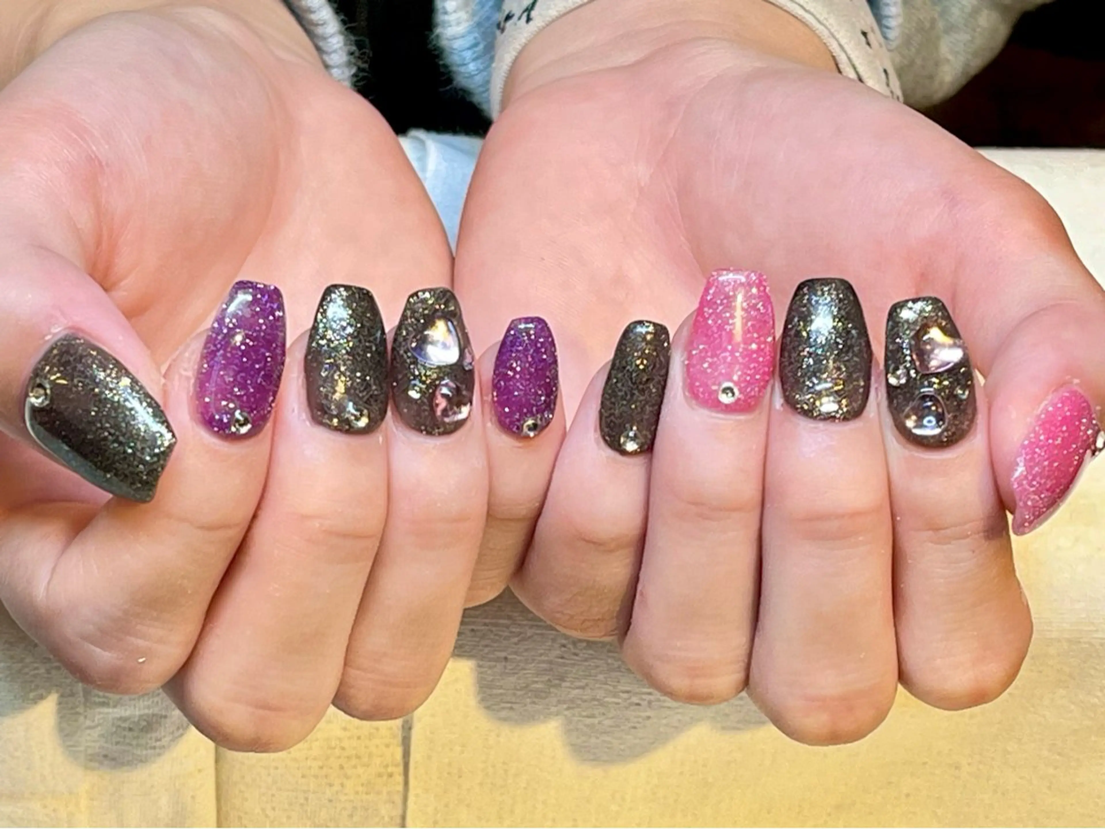 ネイル アートネイル オフィスネイル ワンカラーネイル ショートネイル ネイルサロン　リリーブランシュ所属・森 瑞紀のネイルデザイン