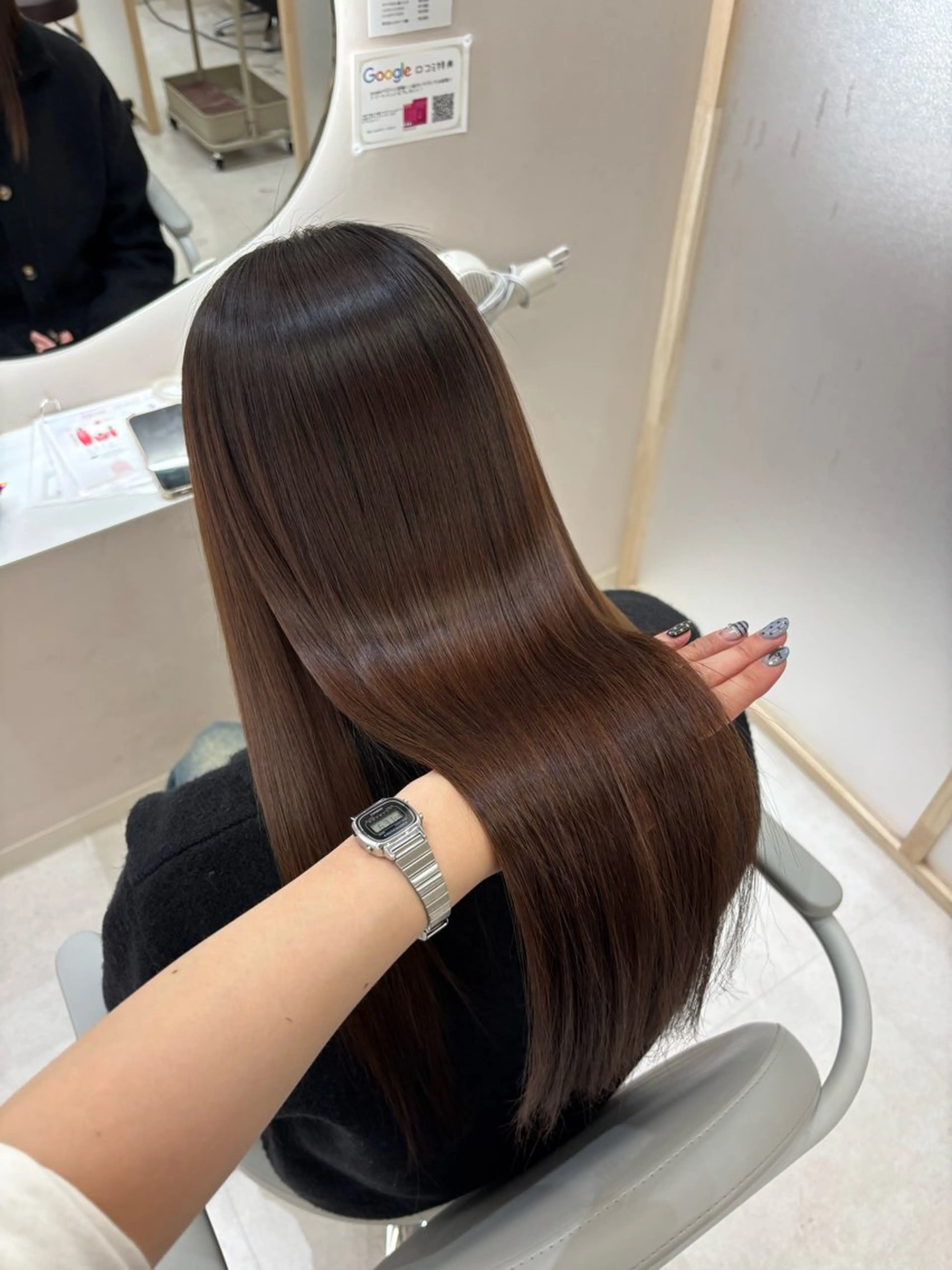 ロング 縮毛矯正 3月から料金変更🎀 京香(きょうか)のヘアスタイル