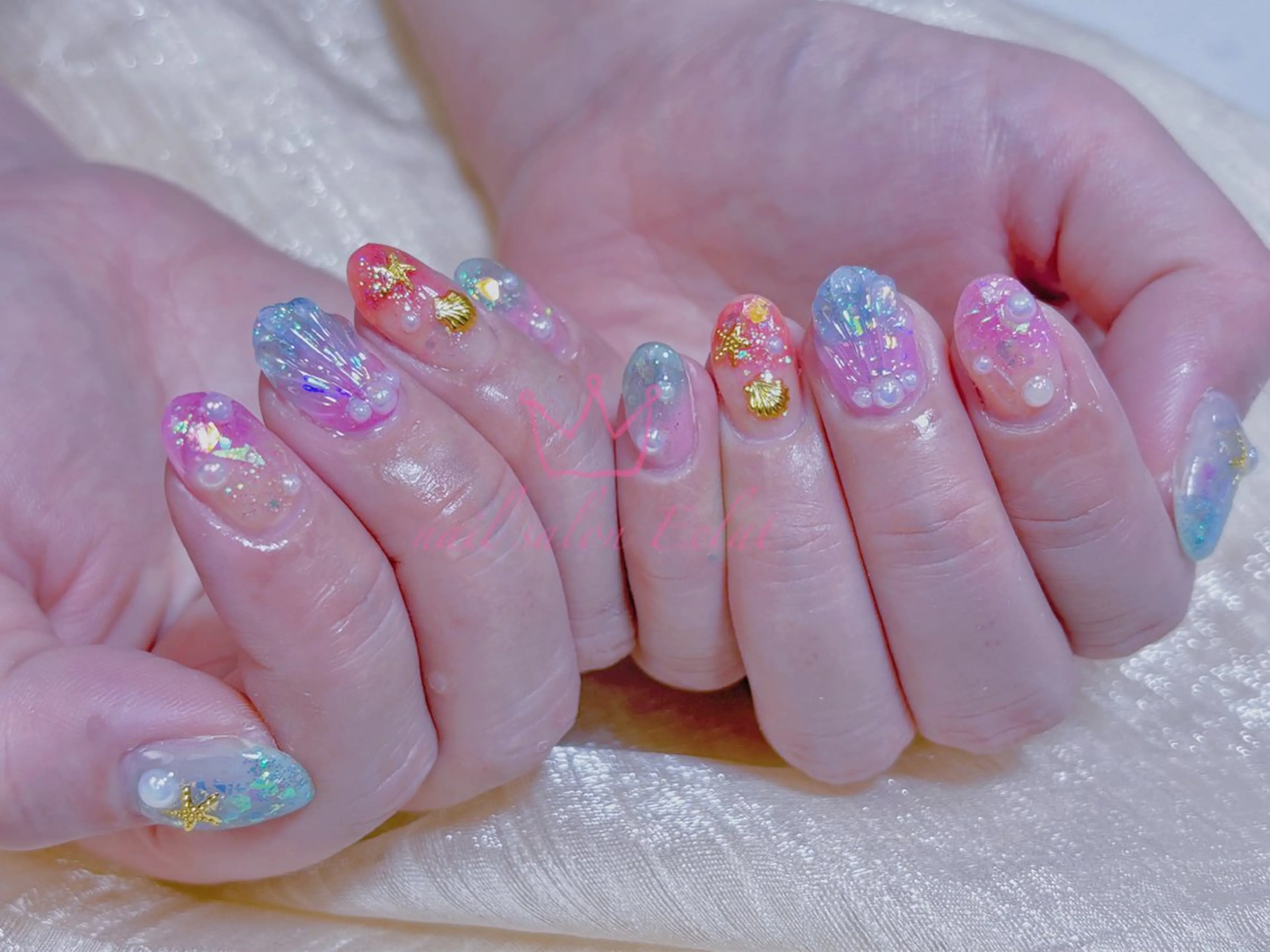 ネイル ネイルサロンエクラ 🫧Shizukaのネイルデザイン