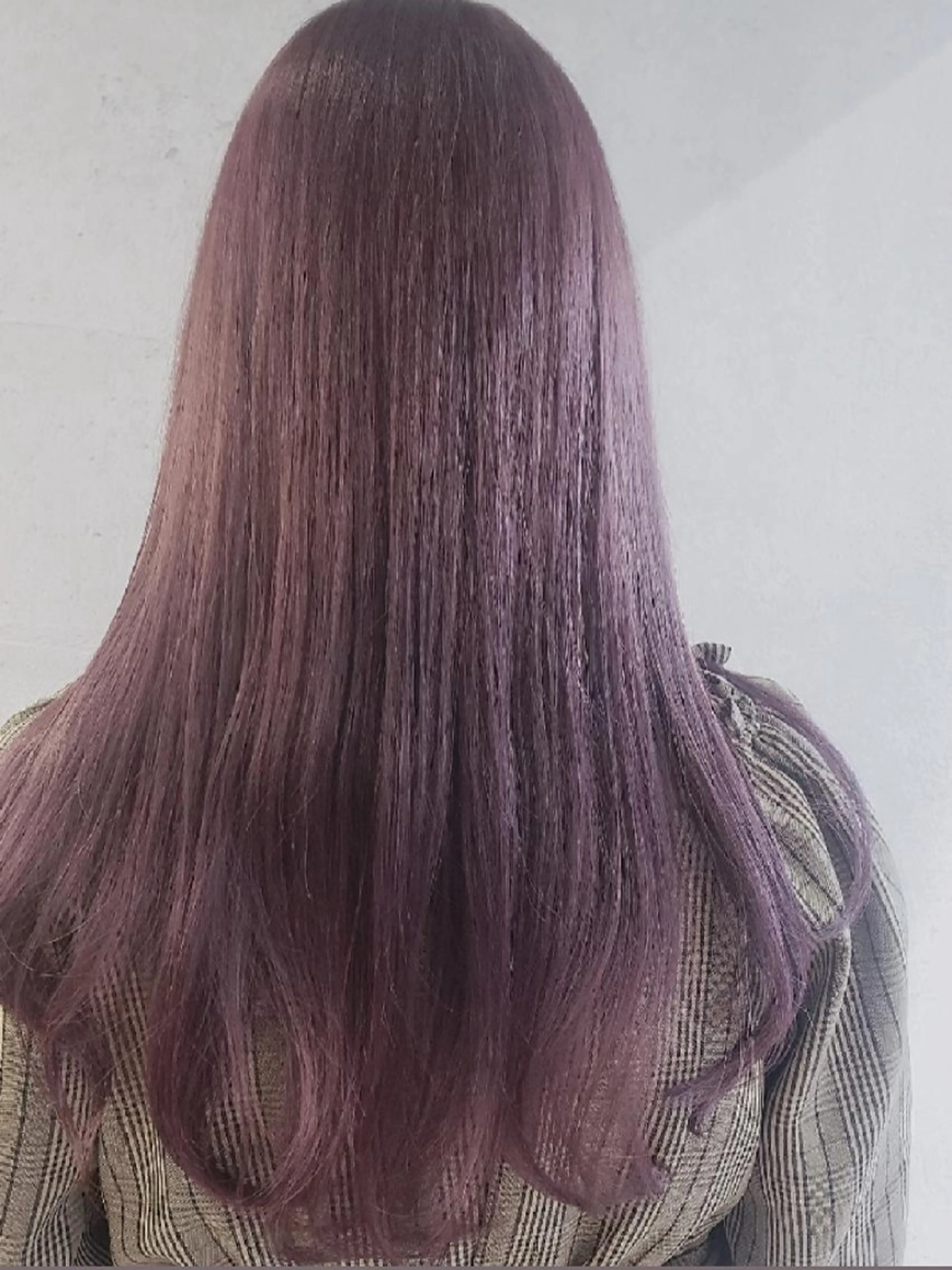 ロング カット ヘアカラー トリートメント GOToday所属・艶髪／オリーブ系／ 肌が綺麗に見えるお色のヘアスタイル