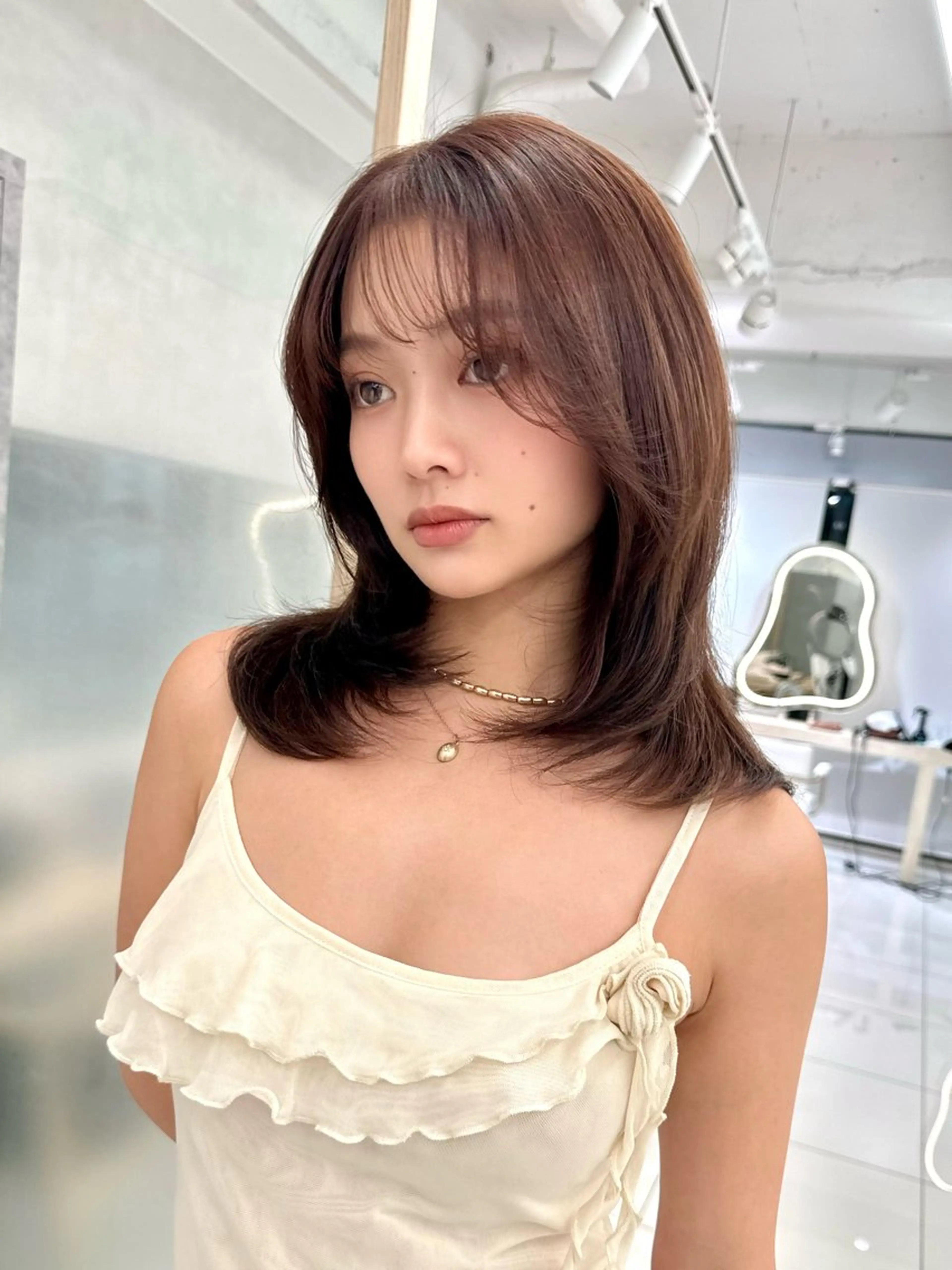 セミロング レイヤー/韓国/ 顔周り/しんやのヘアスタイル