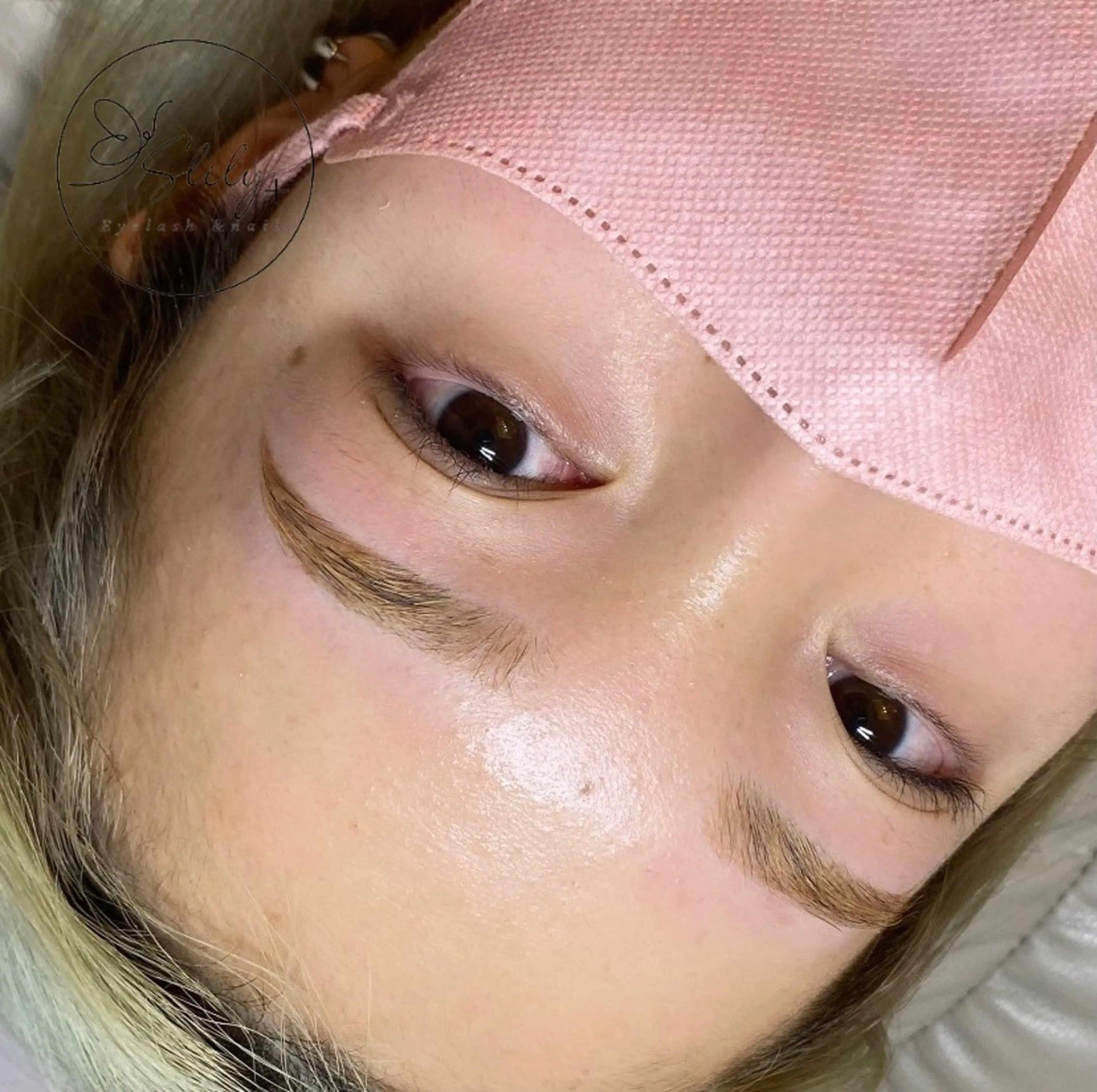 アイブロウ ワックス脱毛 その他(アイブロウ) SLily + 眉毛/耳ツボの眉毛・アイブロウイメージ