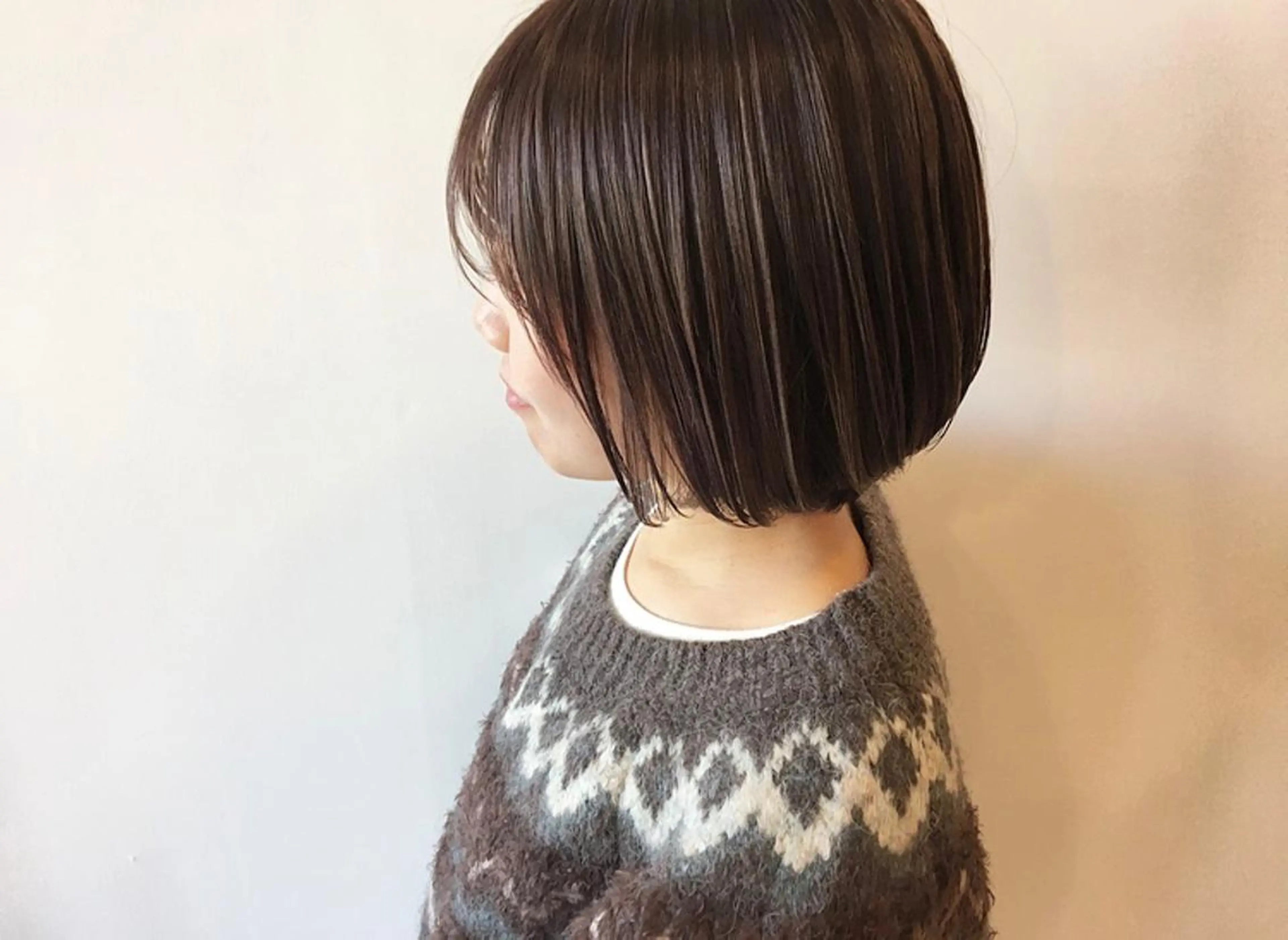 ショート カラー ショートボブ アッシュ 透明感カラー ラベンダーカラー ラベンダーアッシュ カット ヘアカラー トリートメント 鈴木 翔梧のヘアスタイル