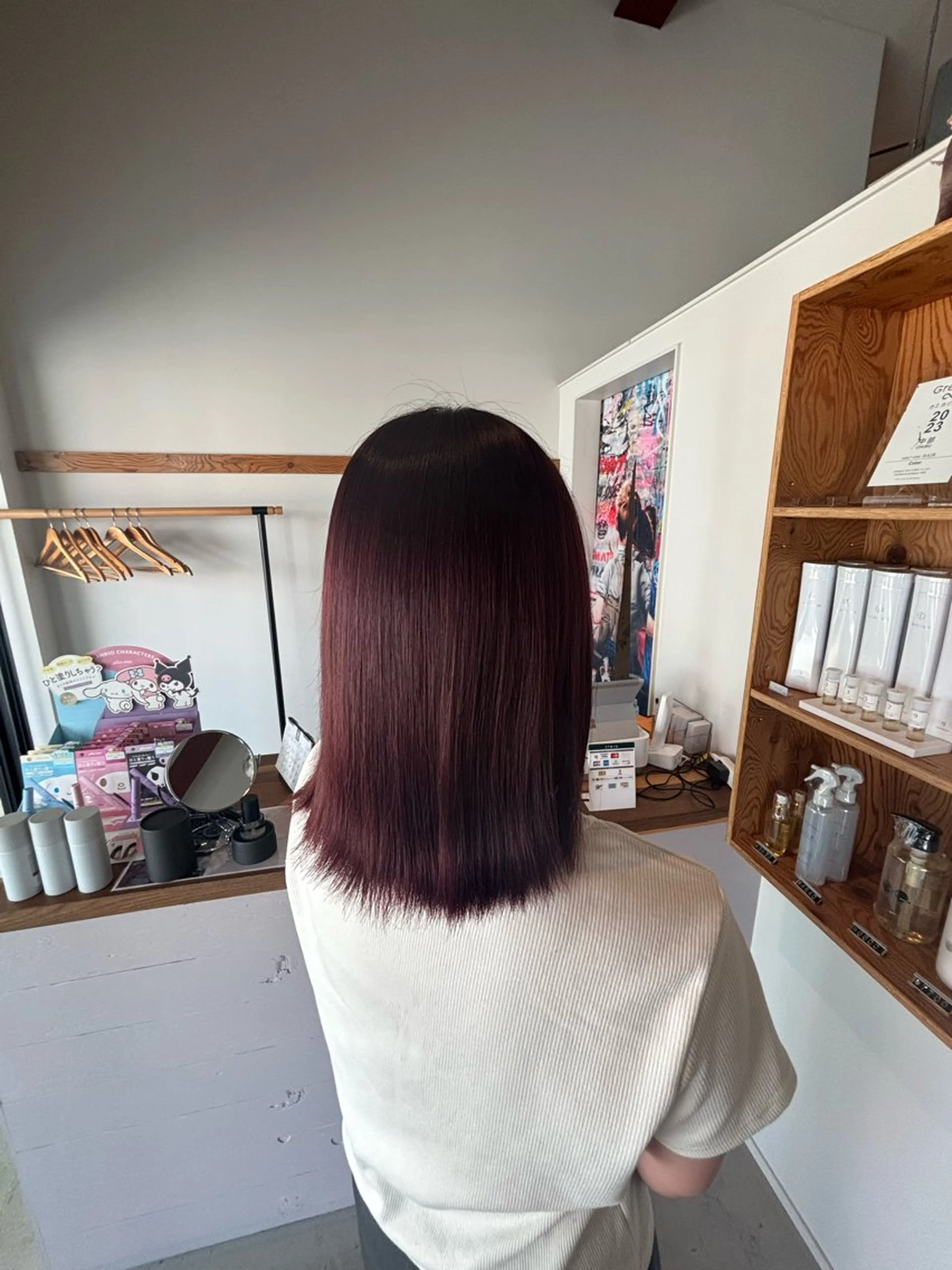 ミディアム ヘアカラー 西川 璃乃朱のヘアスタイル
