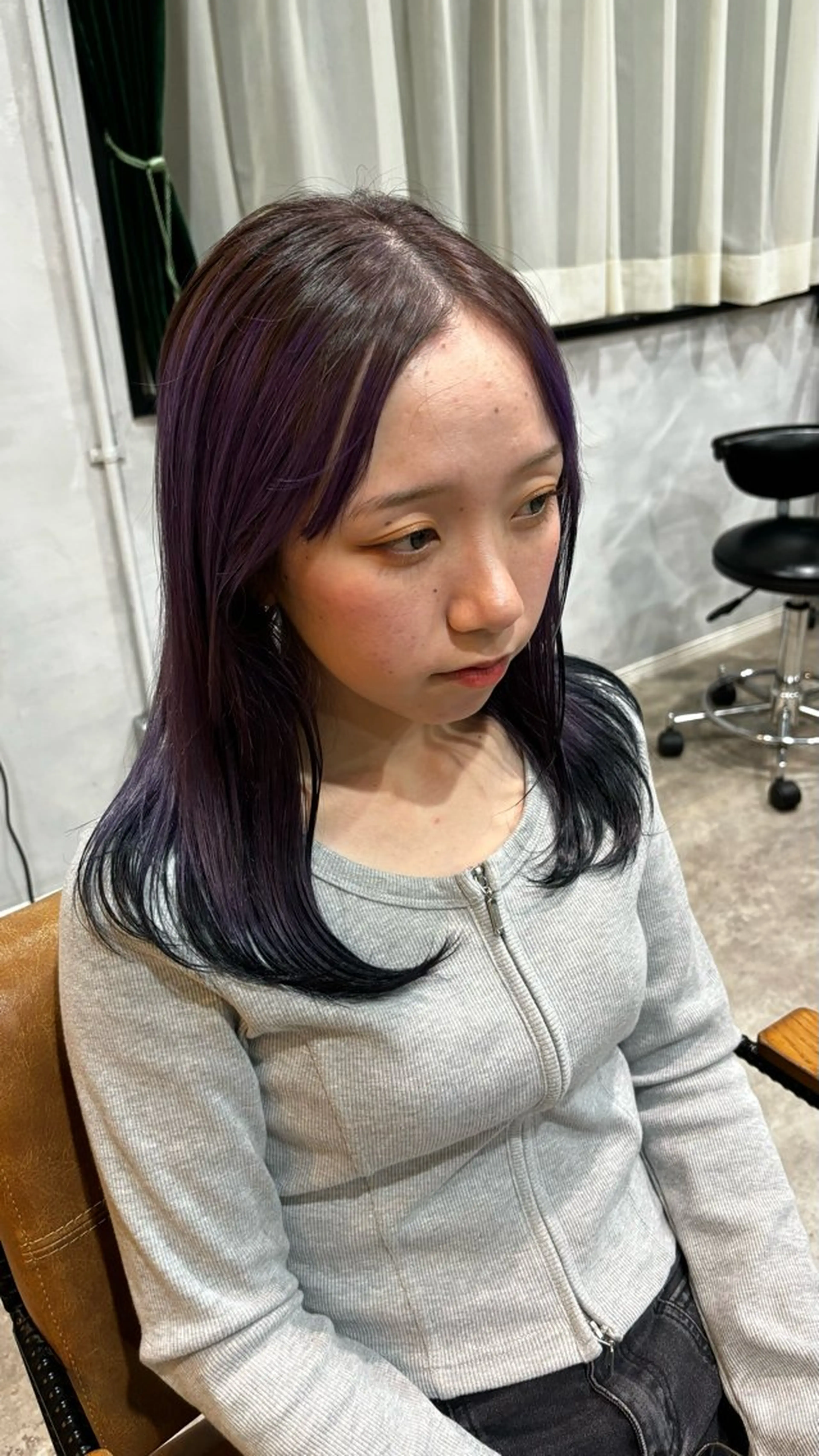 セミロング ﾔﾏｼﾀ ﾘﾘのヘアスタイル