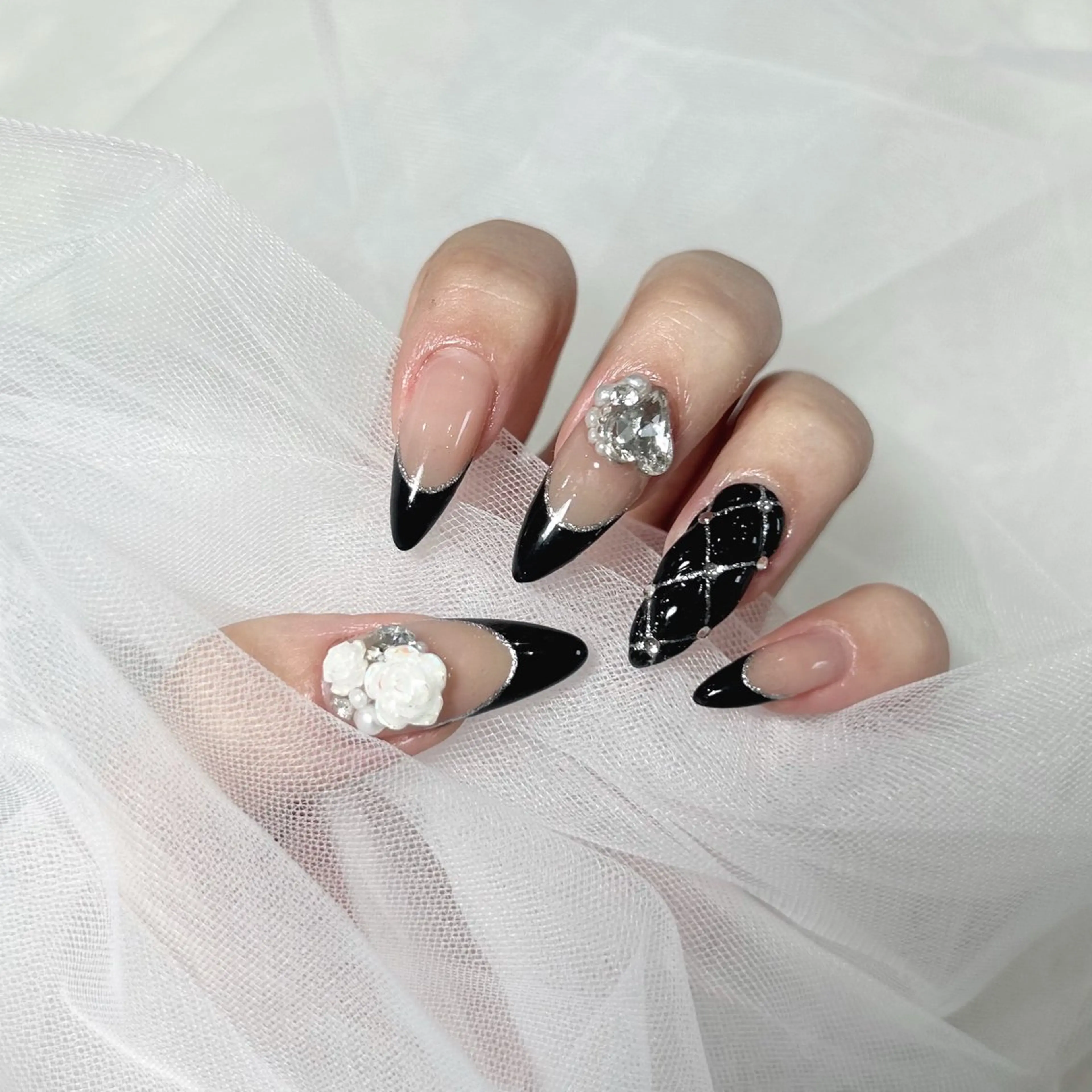 ネイル ハンドネイル EmaNail所属・EmaNail Miuのネイルデザイン