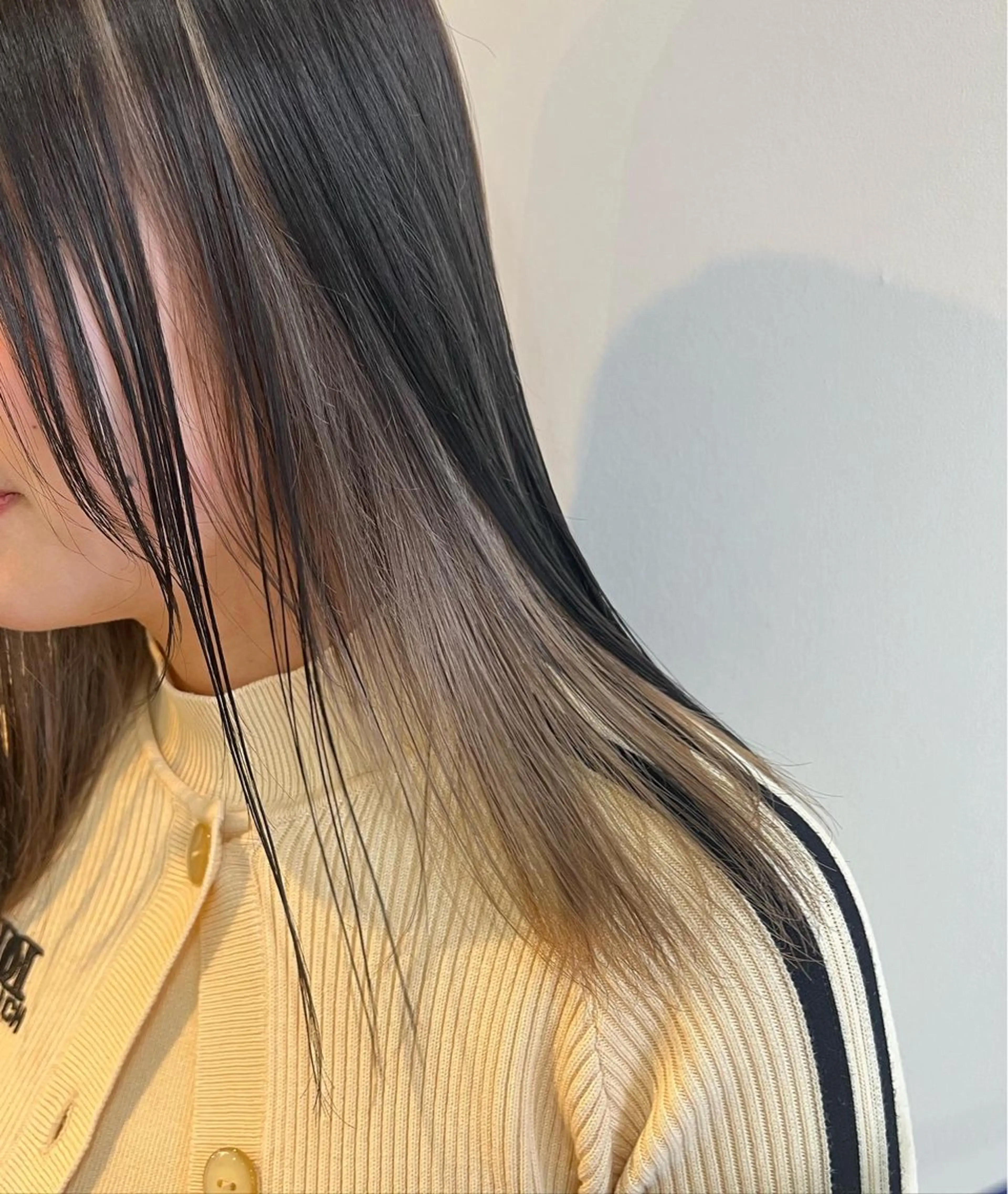 【ミニモ学割】🤍インナーカラー🤍ケアブリーチ+ケアカラー+補修トリートメント✨の写真