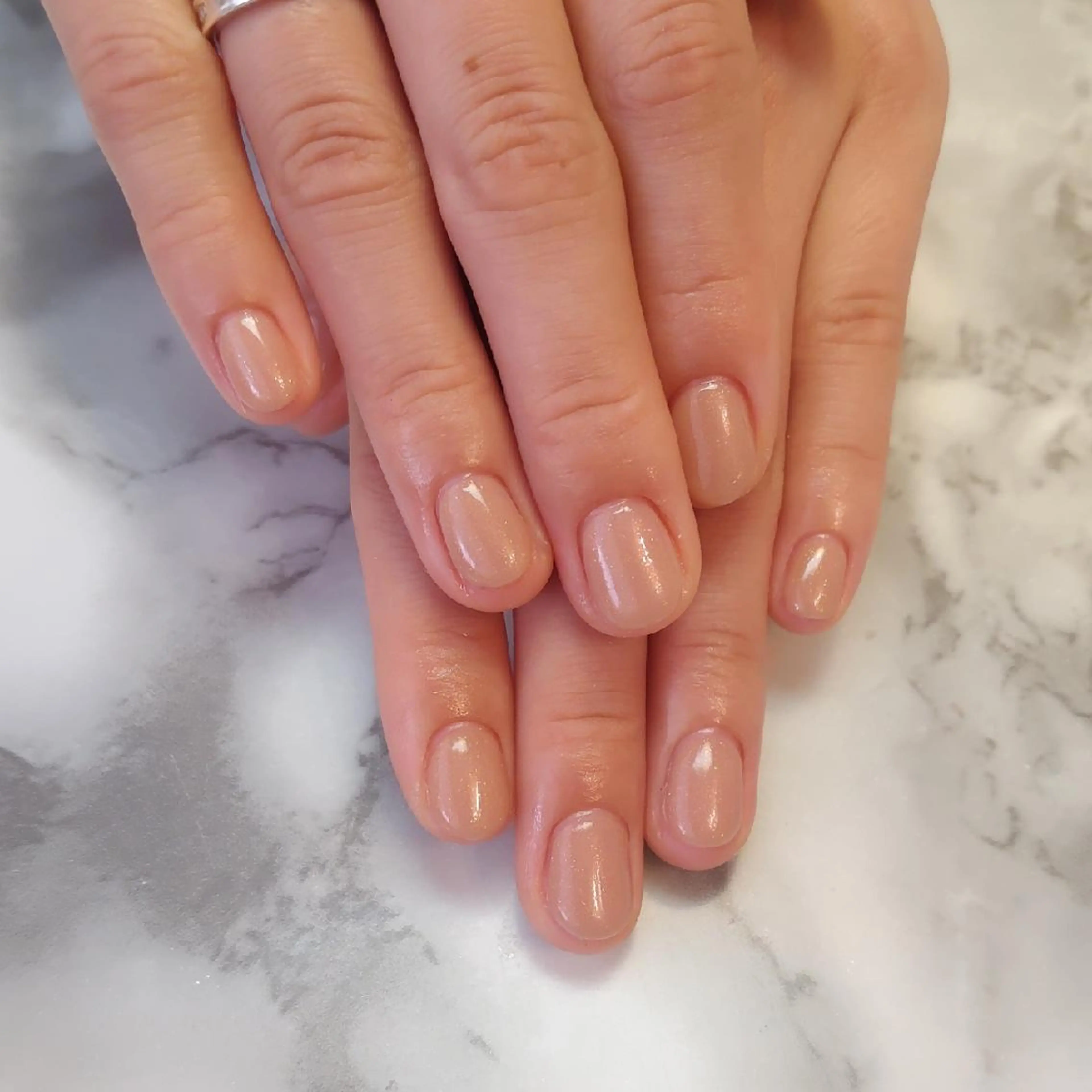 ネイル ワンカラーネイル ジェヌインネイル 河内のネイルデザイン