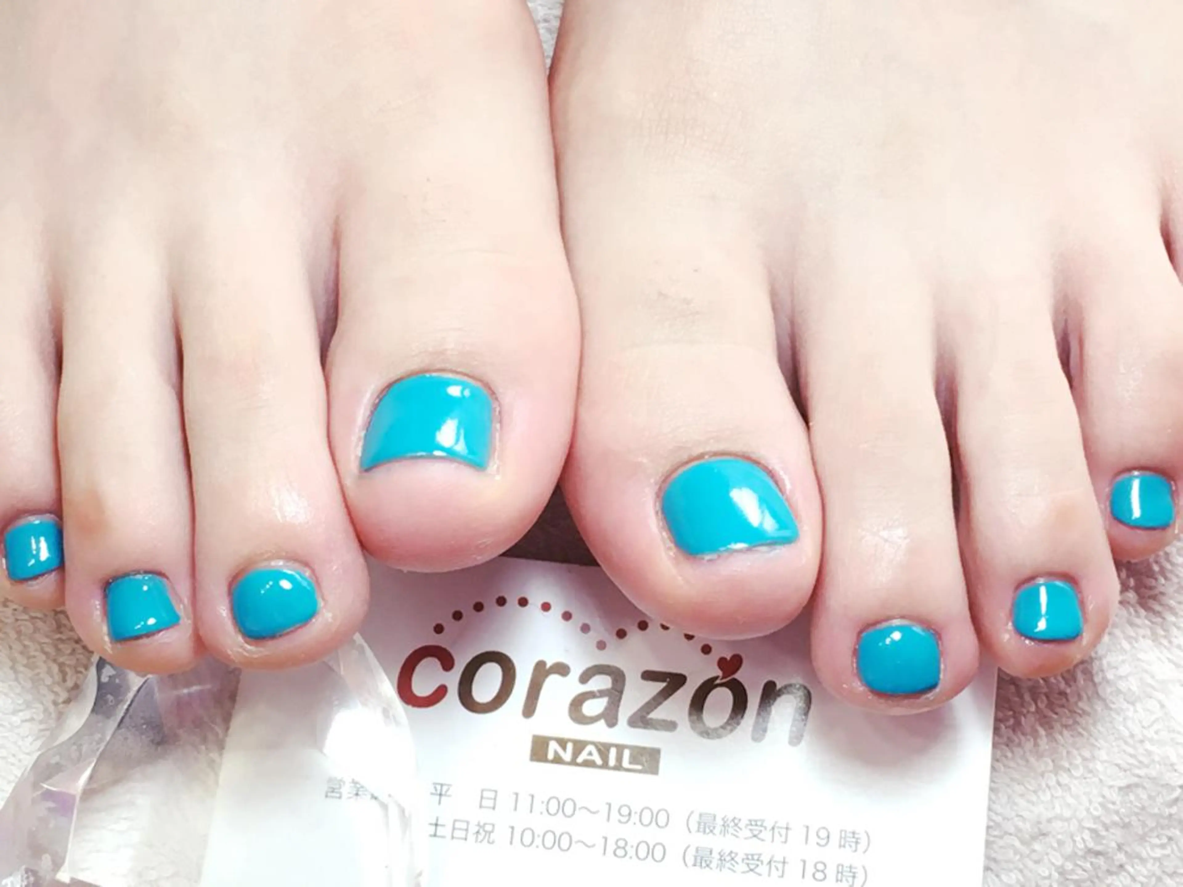 ネイル フットネイル ジェルネイル ワンカラーネイル corazon所属・ネイリスト aicoのネイルデザイン