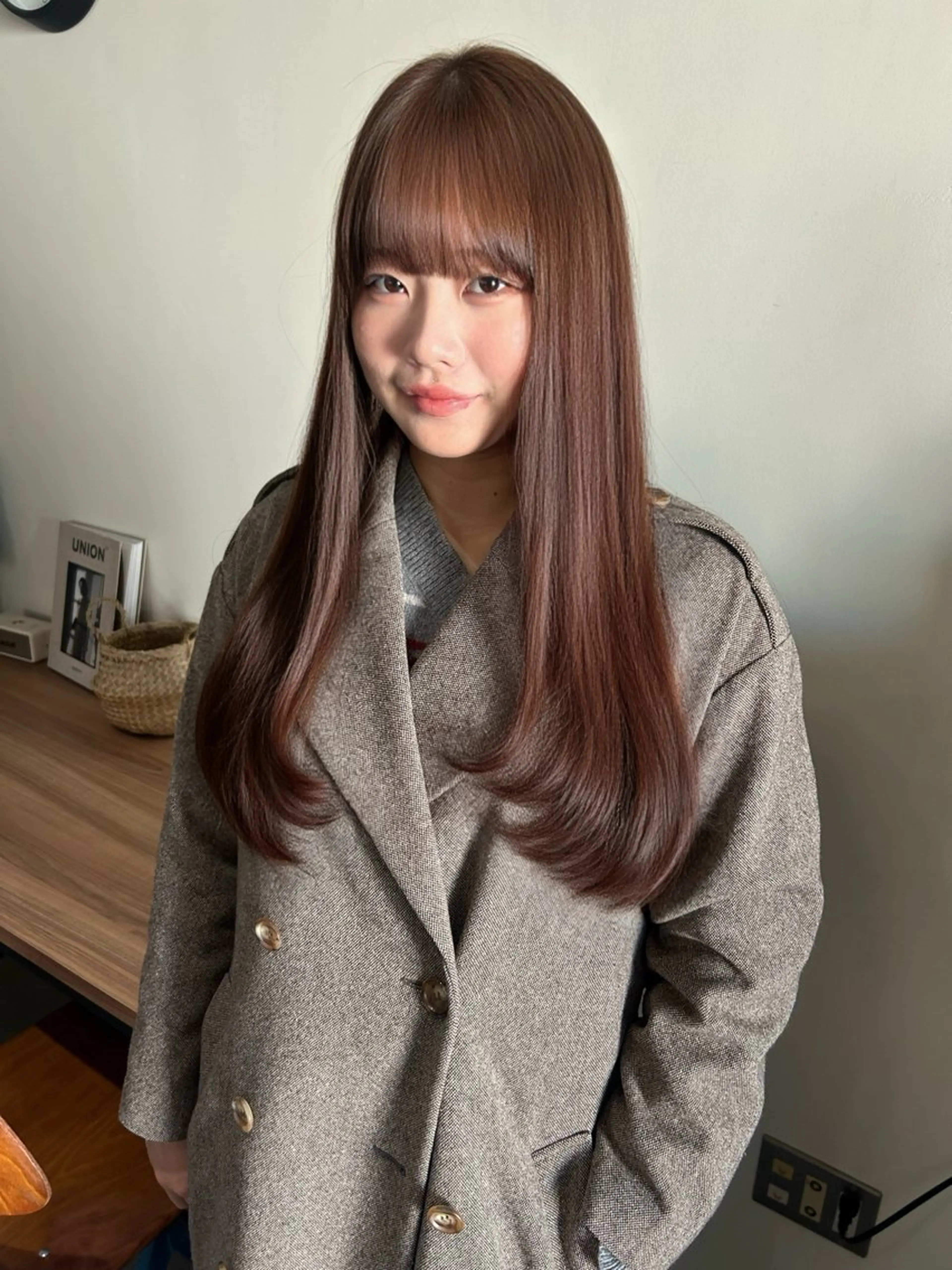 ロング カラー ベージュカラー オリーブベージュ ヘアカラー 韓国ヘア/ボブ/レ イヤー/ EMIRIのヘアスタイル