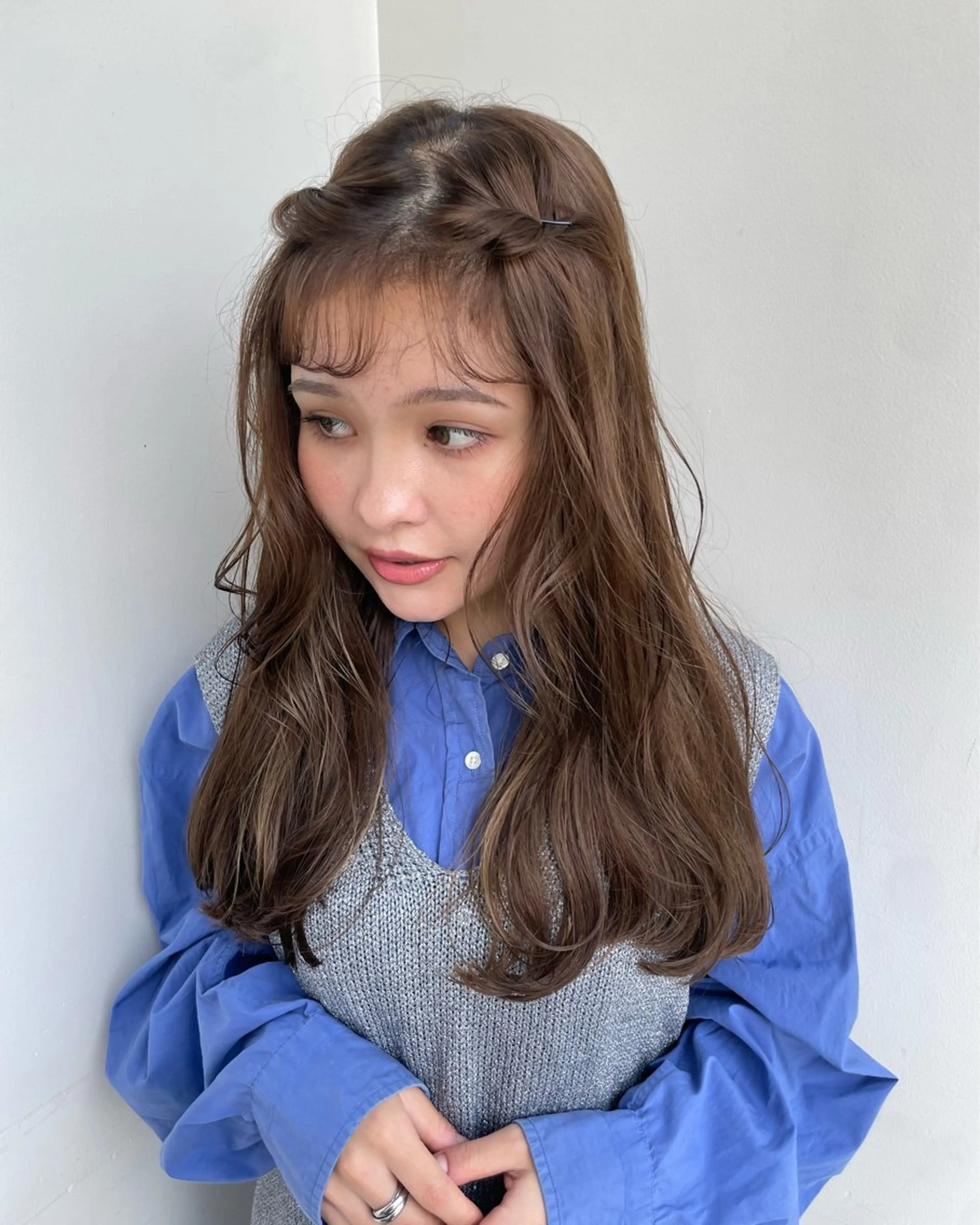 ロング ヘアカラー 似合わせ/ベージュ /レイヤー/りほ🤍のヘアスタイル