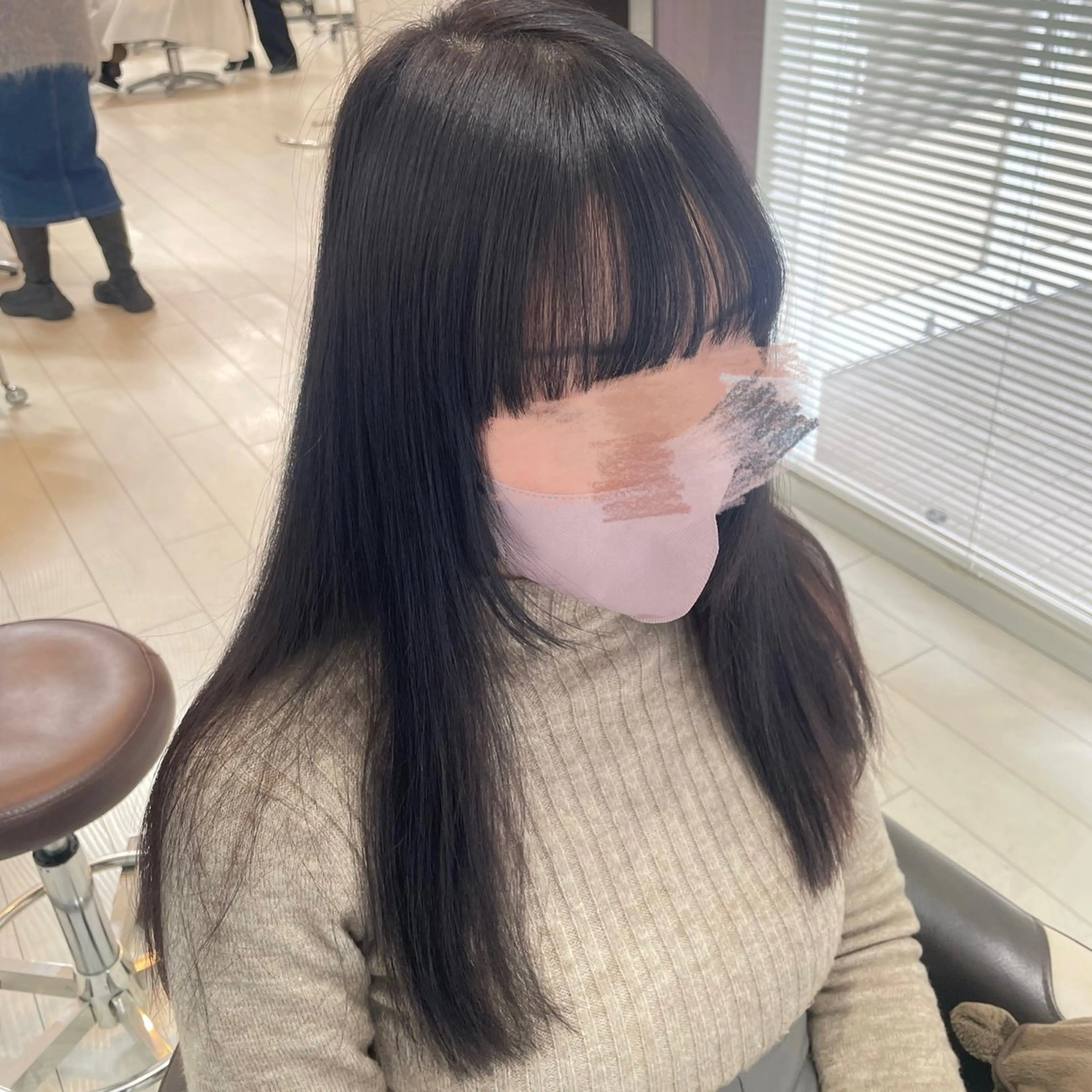 ロング アミーベル🧸🧡 本店✂️しおりのヘアスタイル