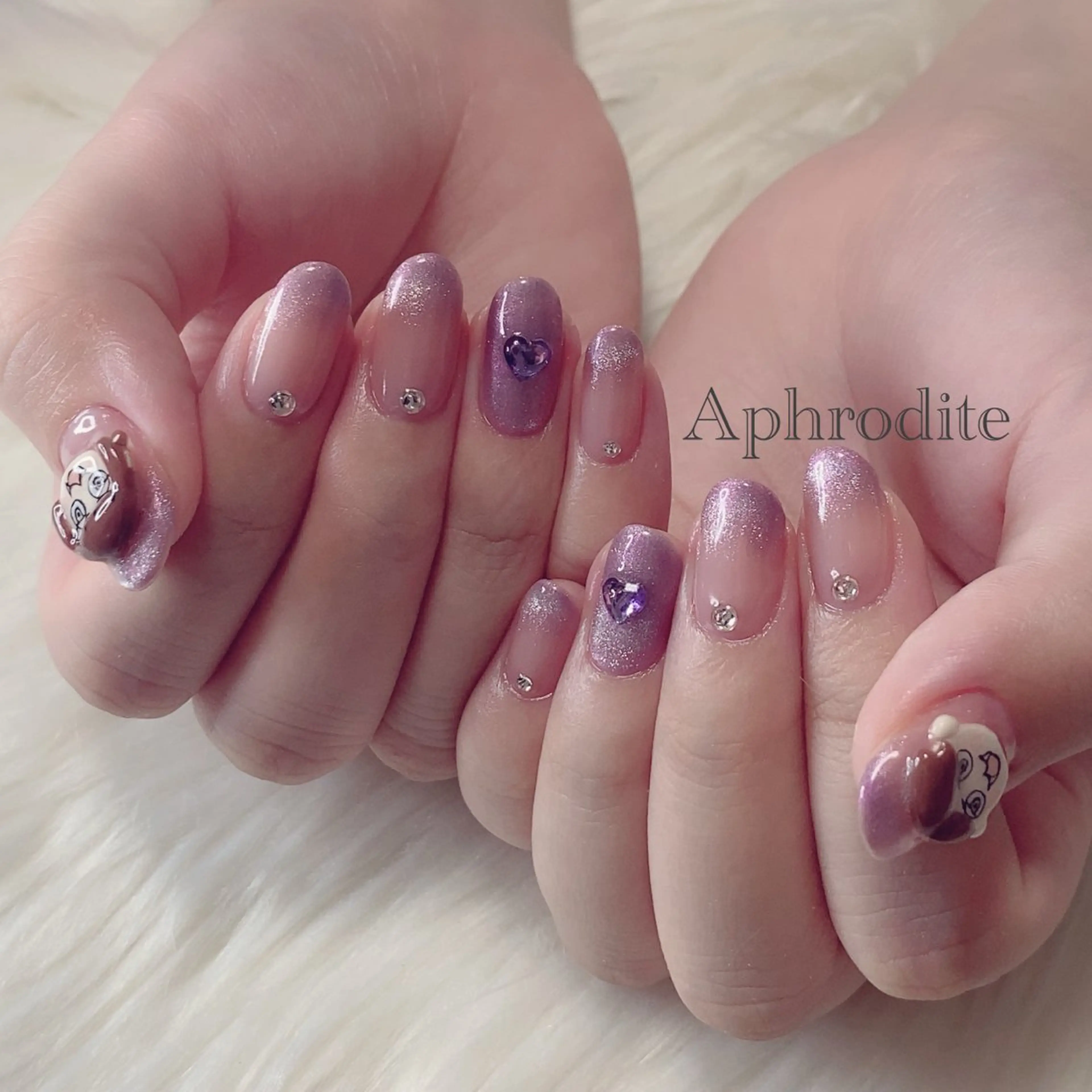 ネイル Aphrodite パラジェル認定サロンのネイルデザイン