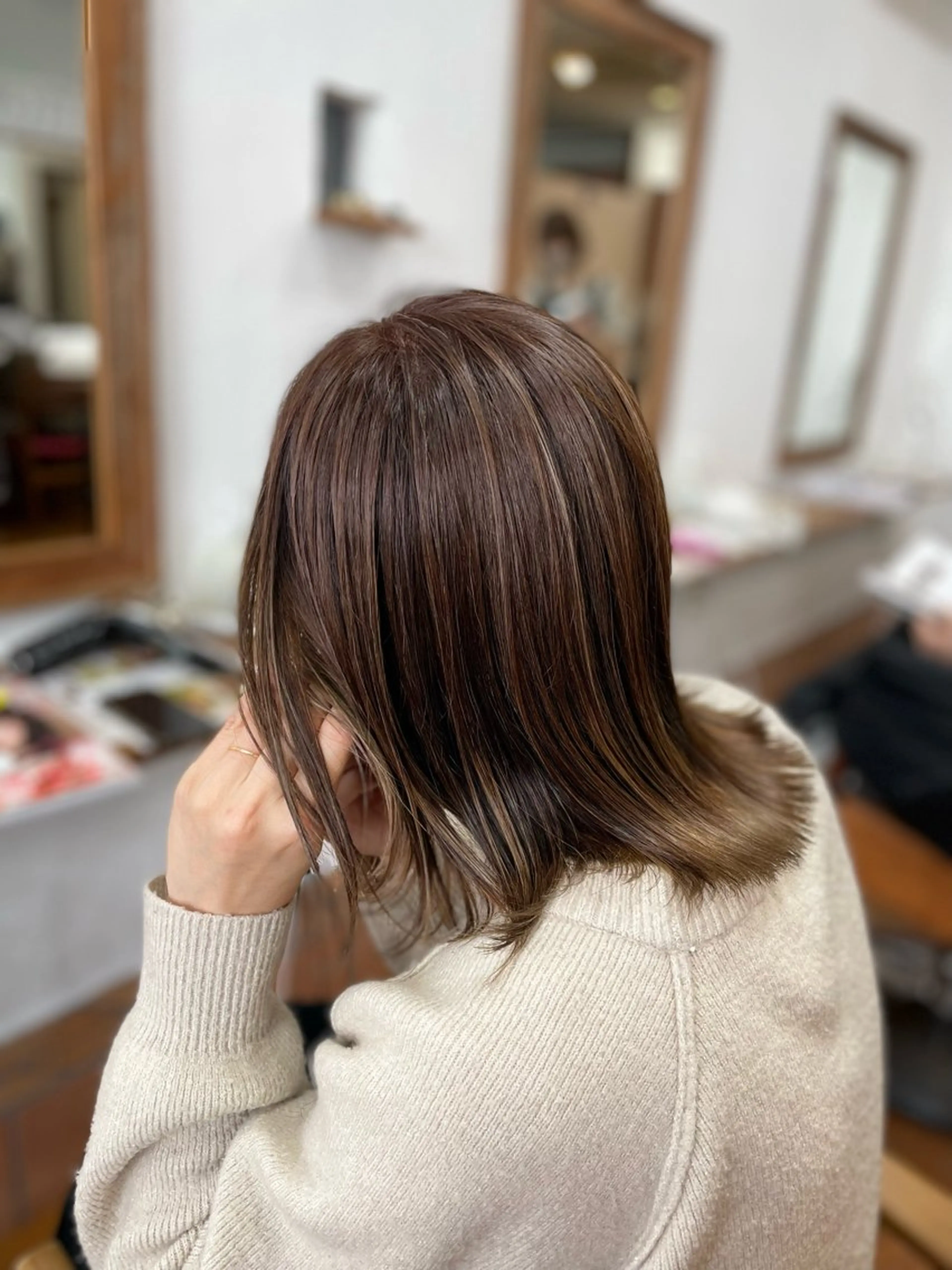 セミロング MOPS R所属・おとみ ✂︎のヘアスタイル