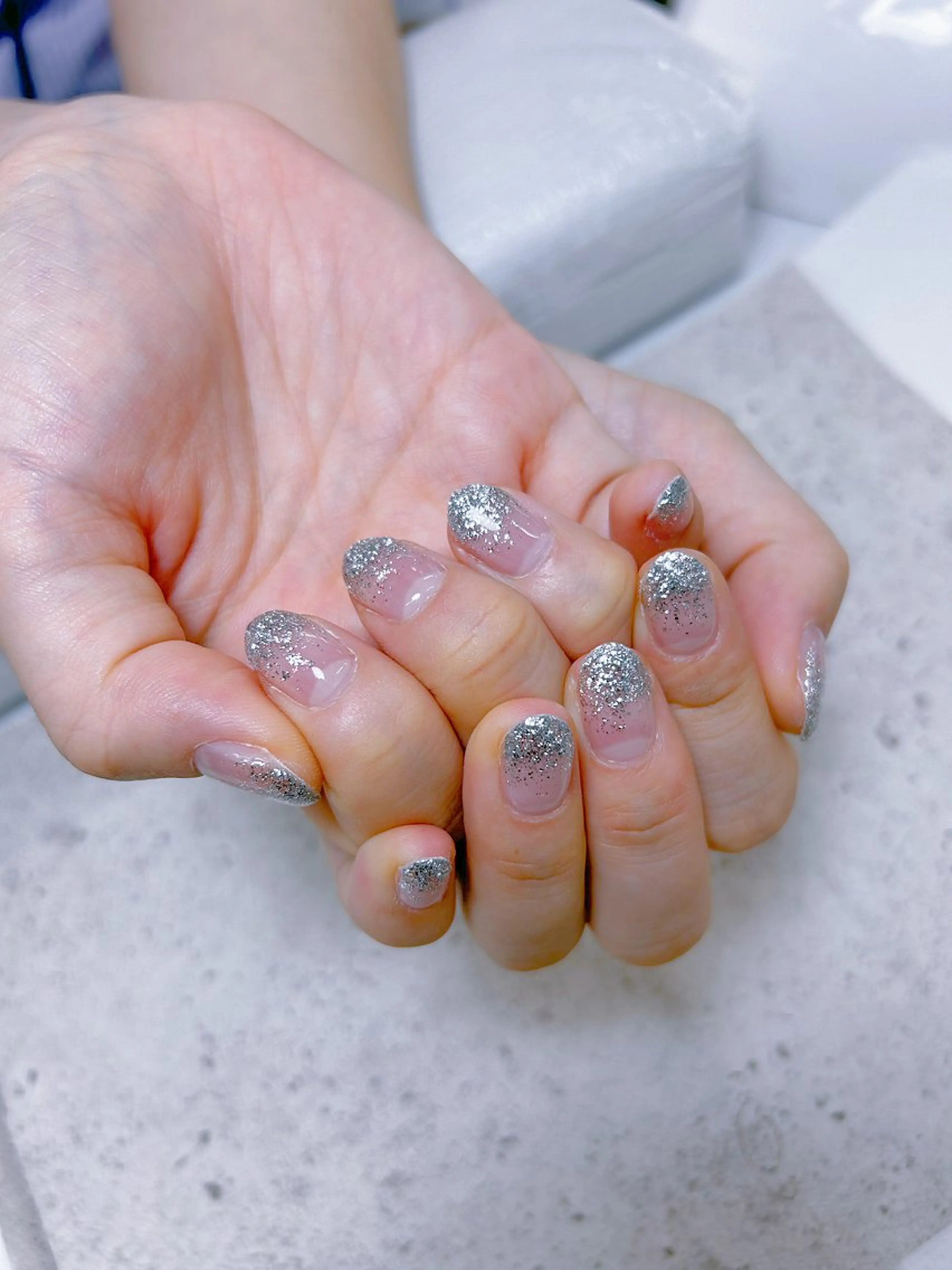 ネイル クリアネイル ジェルネイル グラデーション ラメ(グリッター) MAXKELLY MAIのネイルデザイン