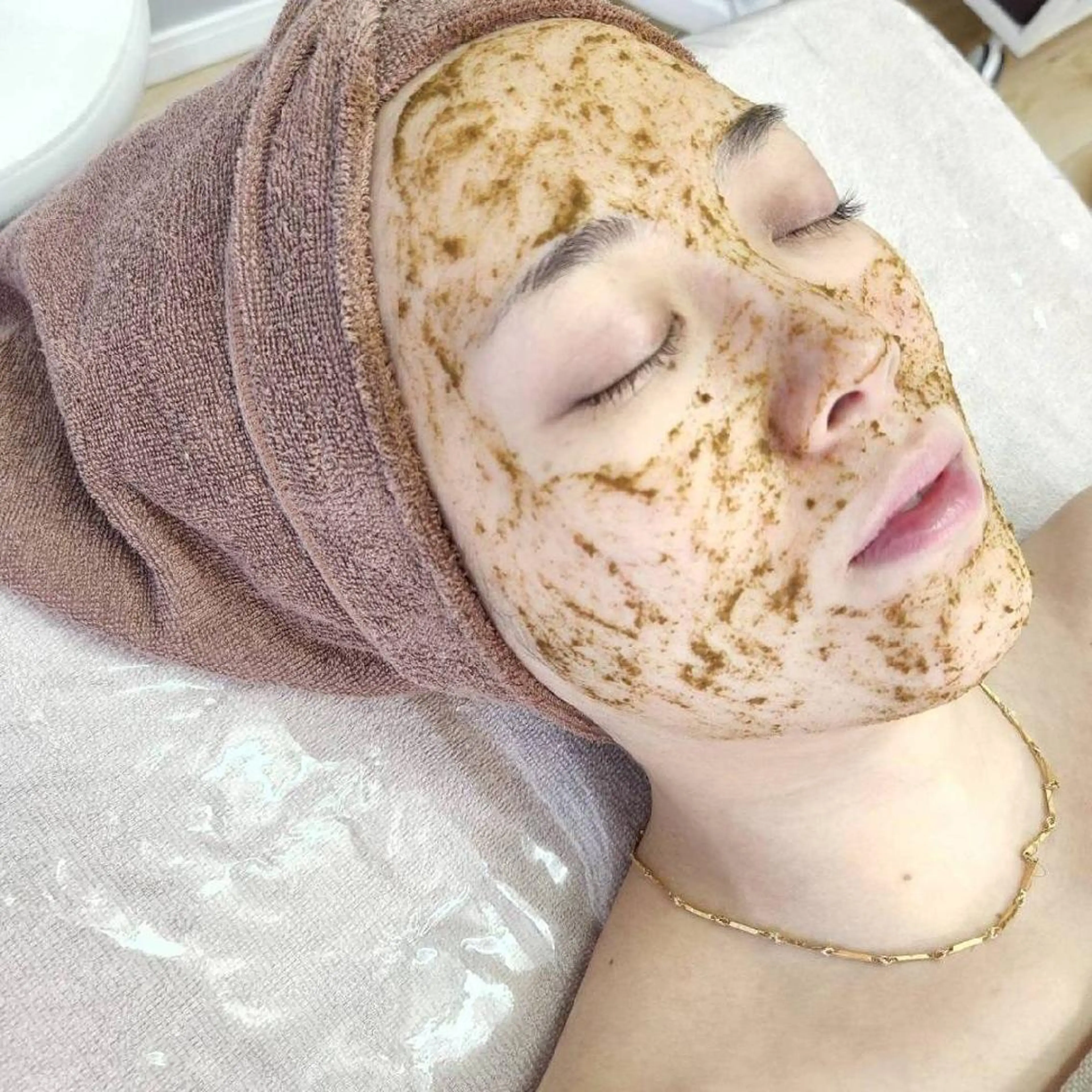 ネイル マツエク・マツパ アイブロウ エステ Anacia Beauty Salon所属・美肌脱毛&毛穴専門 Anaciaのエステ・リラクイメージ