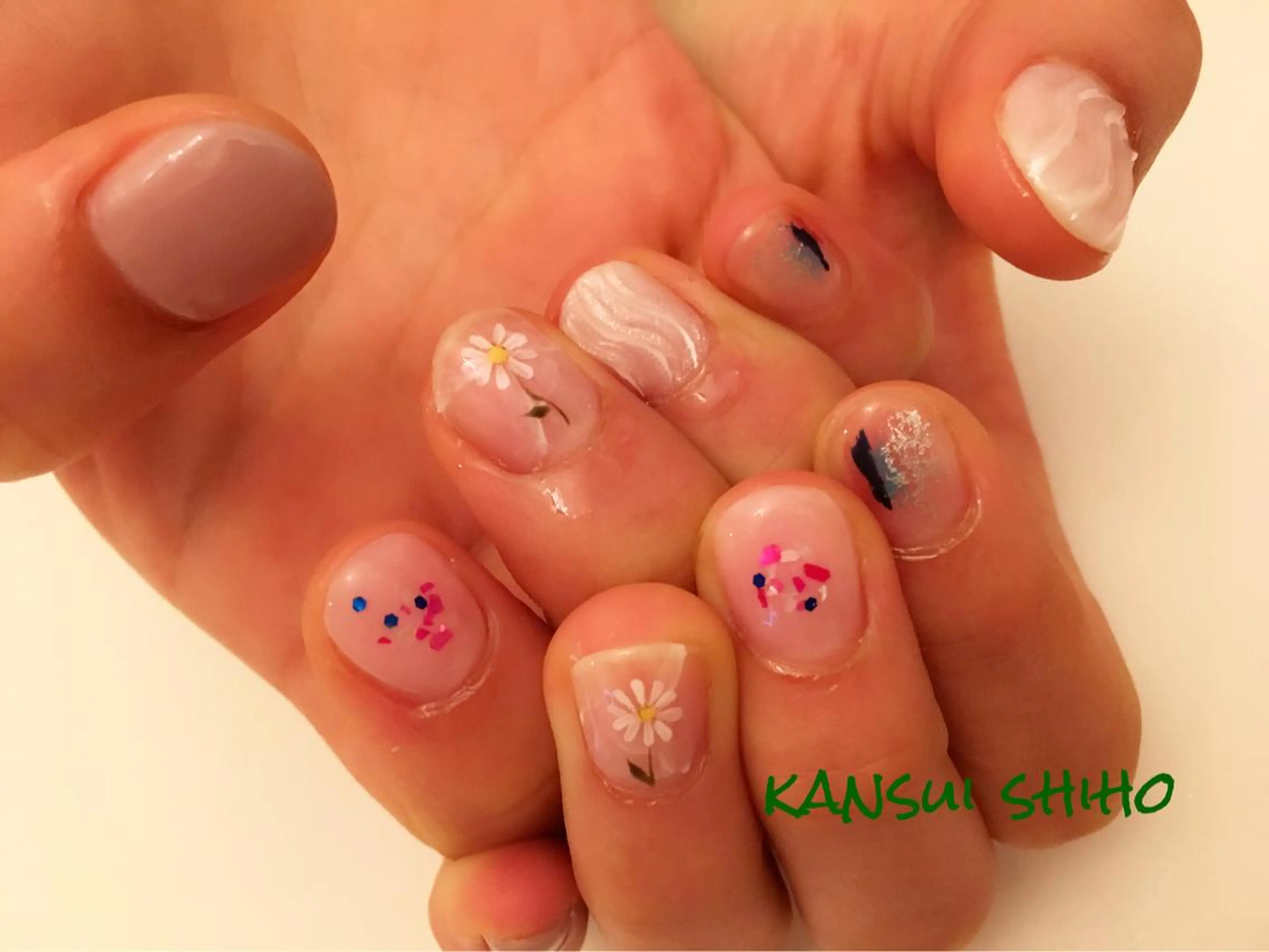 ネイル Elio所属・Elio 国泰寺のネイルデザイン