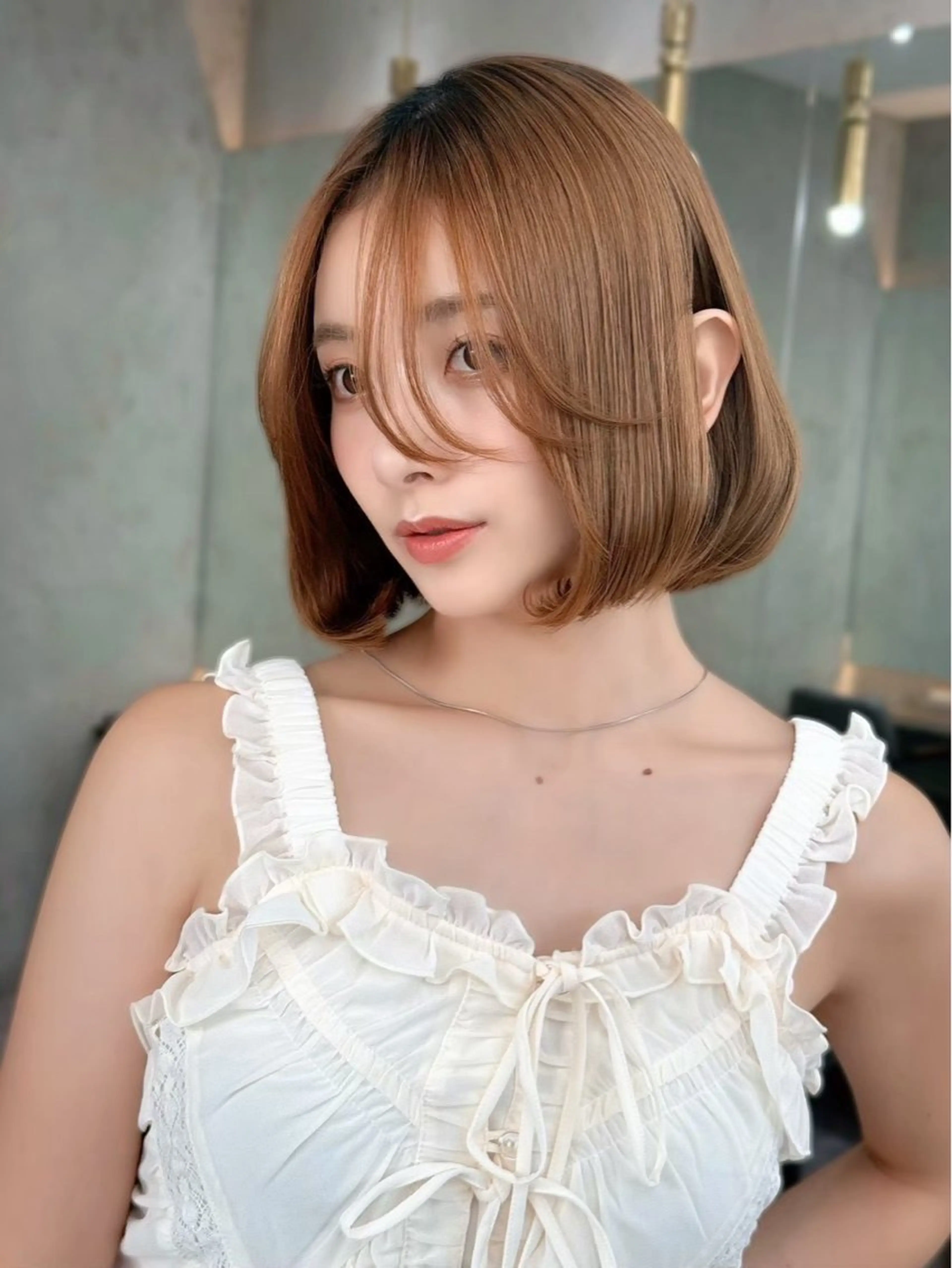 ミディアム ヘアカラー ゆ らのヘアスタイル