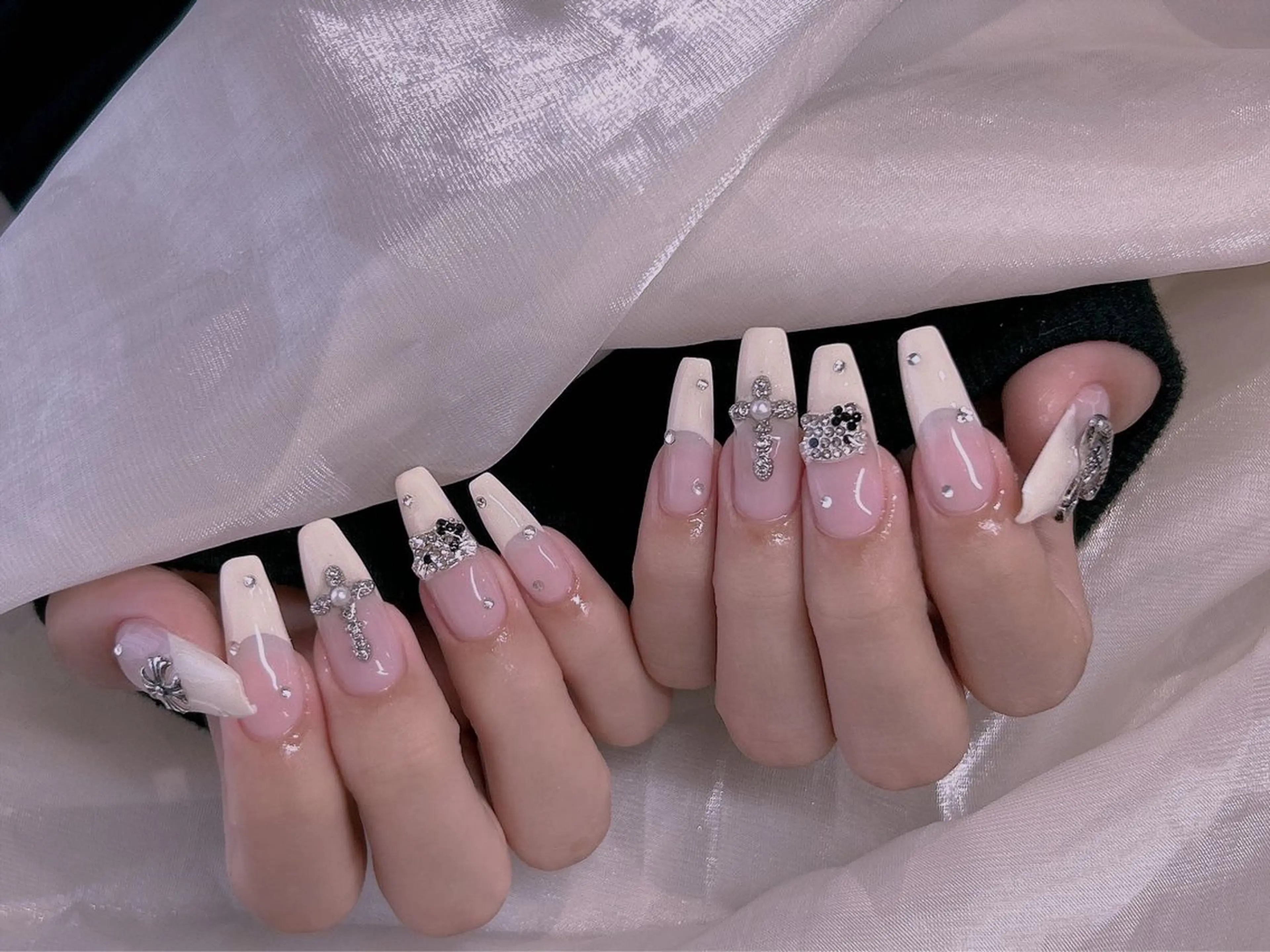 ネイル ハンドネイル エムズ ハヤシのネイルデザイン