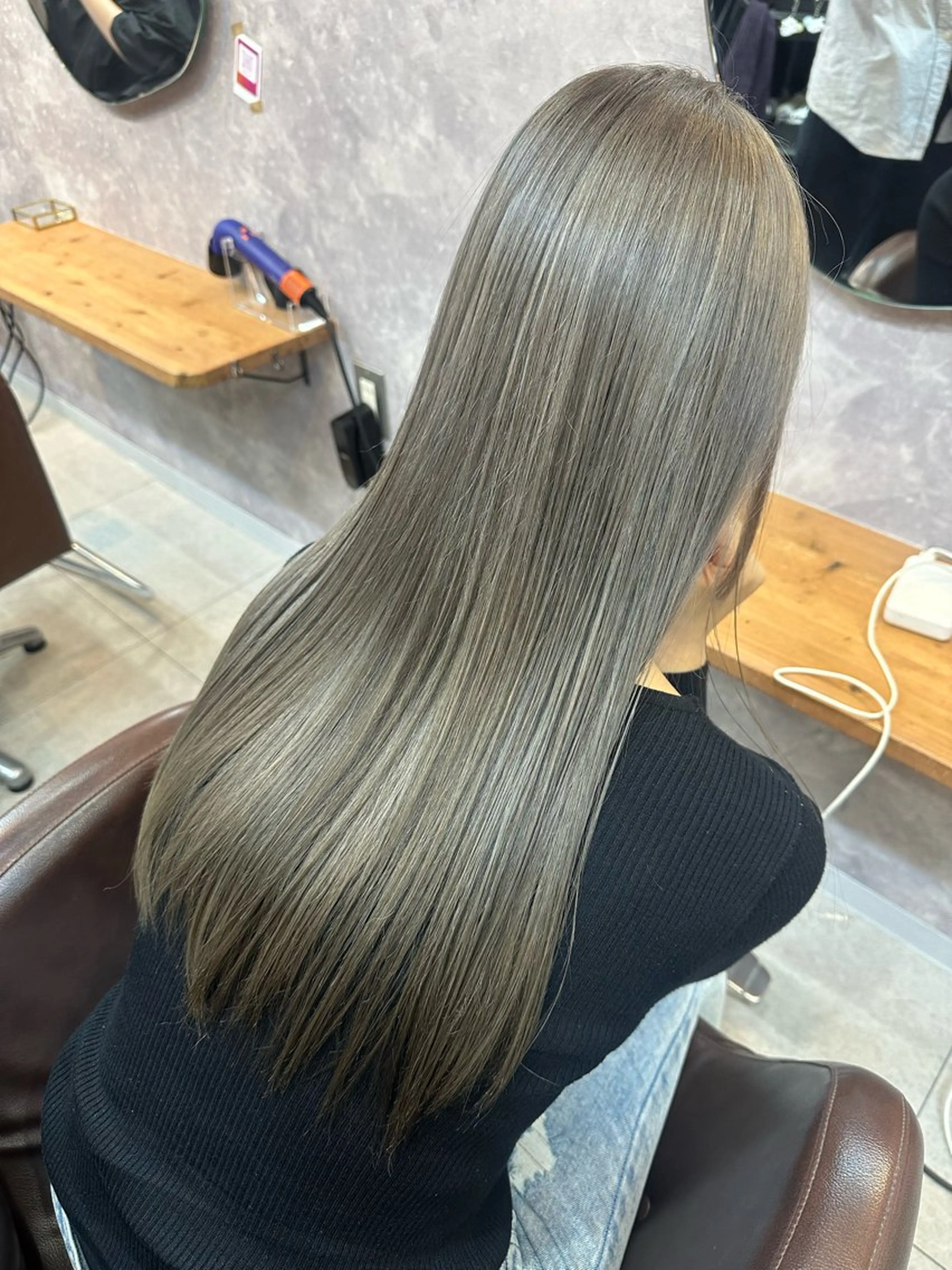 ロング 出崎 風果のヘアスタイル