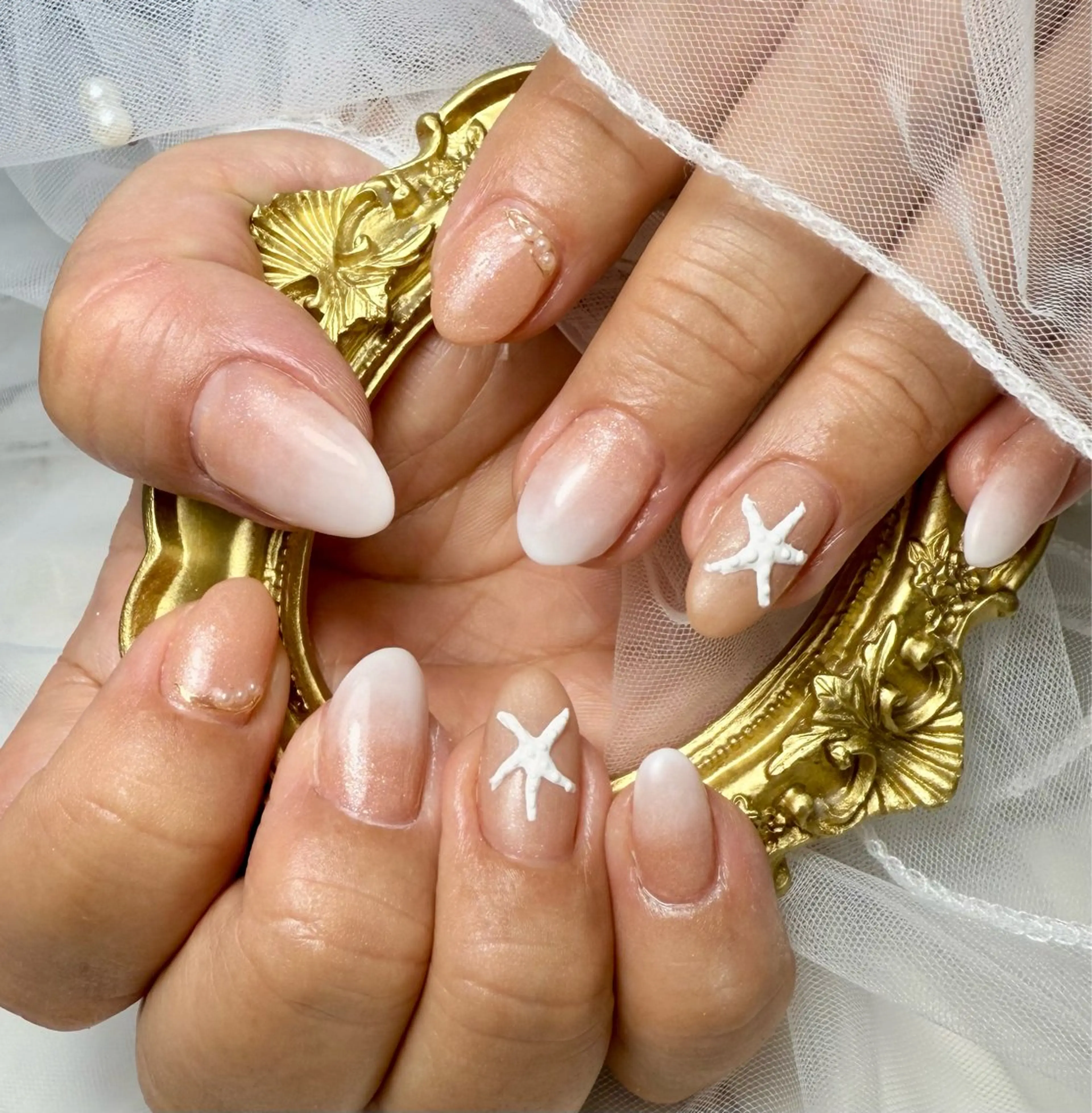 ネイル アートネイル チークネイル フレンチネイル 氷ネイル・うるうるネイル キラキラネイル M.N_ nailのネイルデザイン